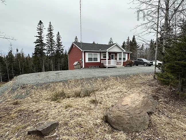 2 Doris Lane, Cleveland, NS B0E 1J0, 3 Bedrooms Bedrooms, ,2 BathroomsBathrooms,Residential,For Sale,Doris,202506825