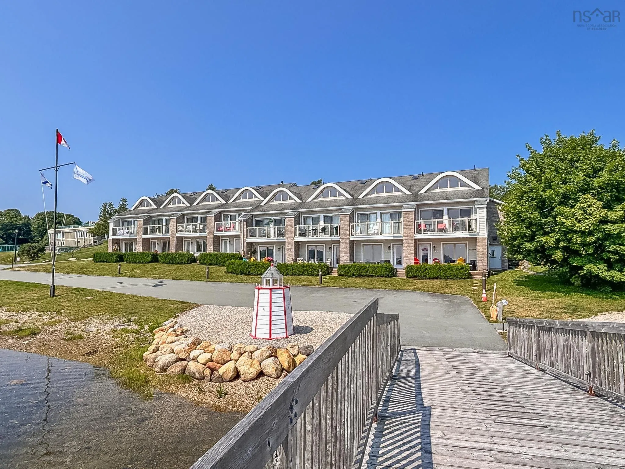 9 Lavista Drive Unit 4, Western Shore, NS B0J 3M0, 2 Bedrooms Bedrooms, ,3 BathroomsBathrooms,Residential,For Sale,Lavista,202517925