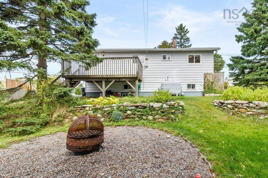 83 Redoubt Way, Eastern Passage, NS B3G 1E7, 4 Bedrooms Bedrooms, ,2 BathroomsBathrooms,Residential,For Sale,Redoubt,202523025
