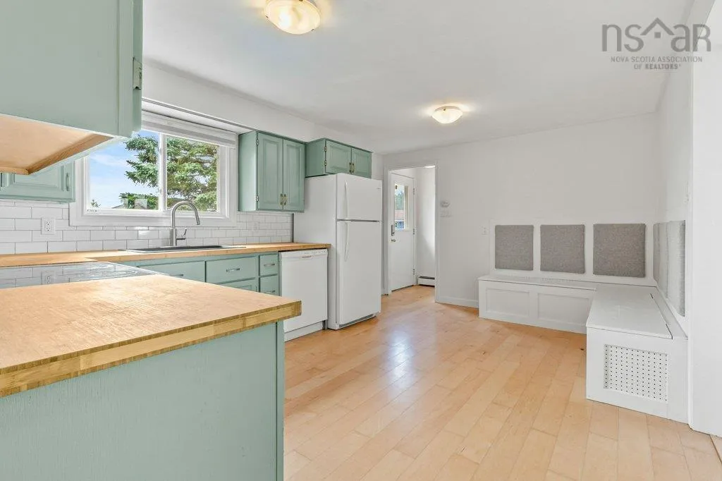 83 Redoubt Way, Eastern Passage, NS B3G 1E7, 4 Bedrooms Bedrooms, ,2 BathroomsBathrooms,Residential,For Sale,Redoubt,202523025