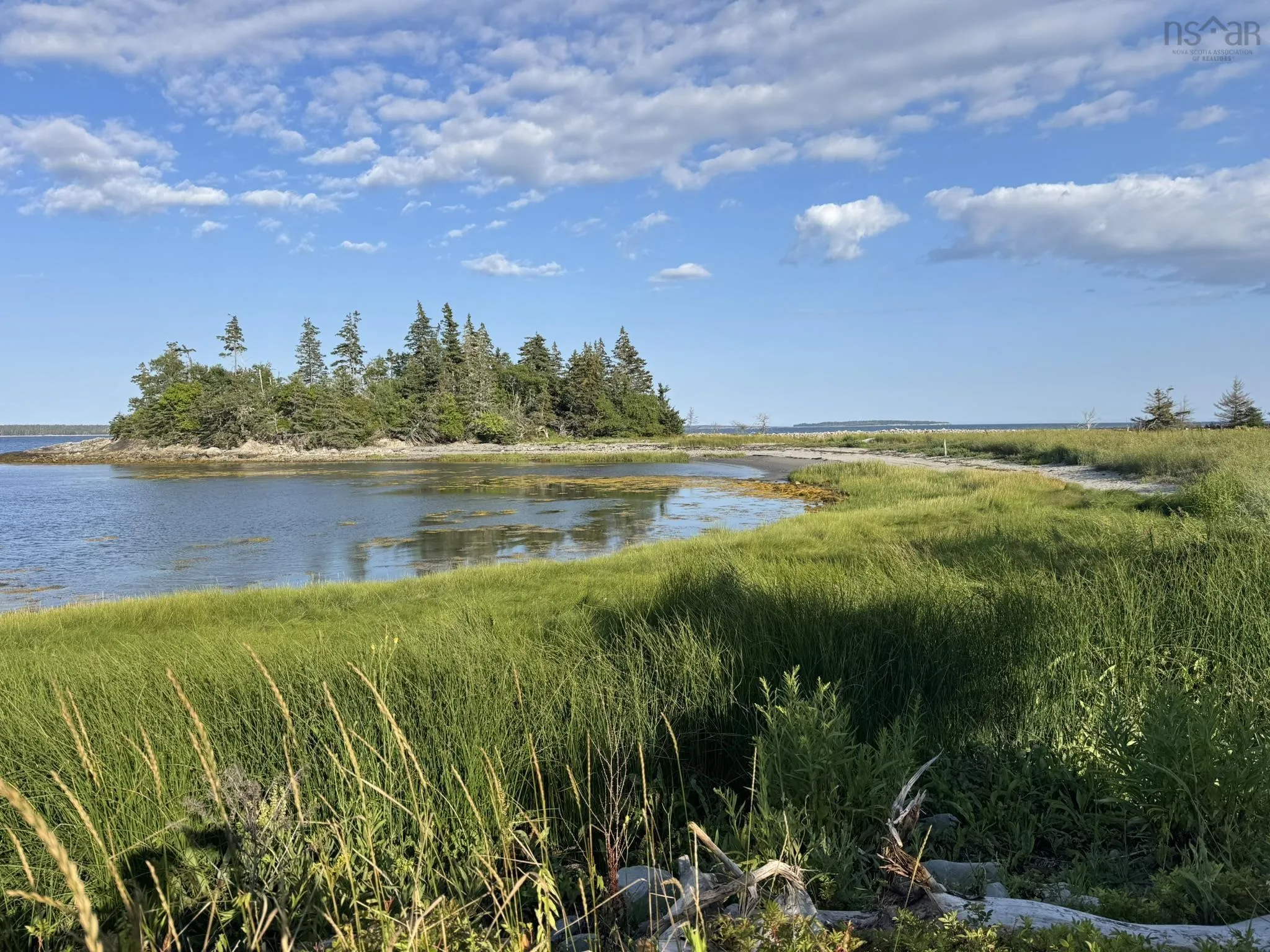 4336 Sandy Point Rd, Jordan Bay, NS B0T 1W0, 2 Bedrooms Bedrooms, ,1 BathroomBathrooms,Residential,For Sale,Sandy Point Rd,202520143