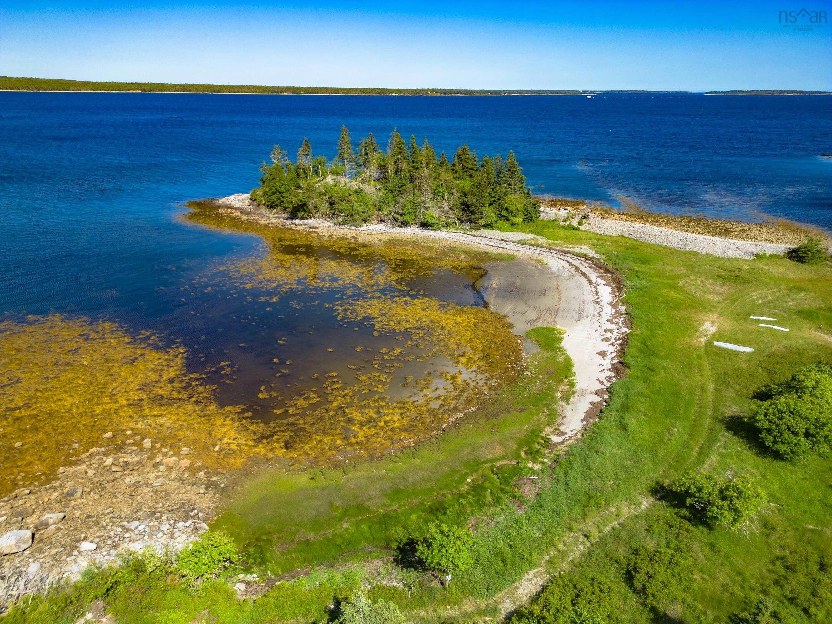 4336 Sandy Point Rd, Jordan Bay, NS B0T 1W0, 2 Bedrooms Bedrooms, ,1 BathroomBathrooms,Residential,For Sale,Sandy Point Rd,202520143