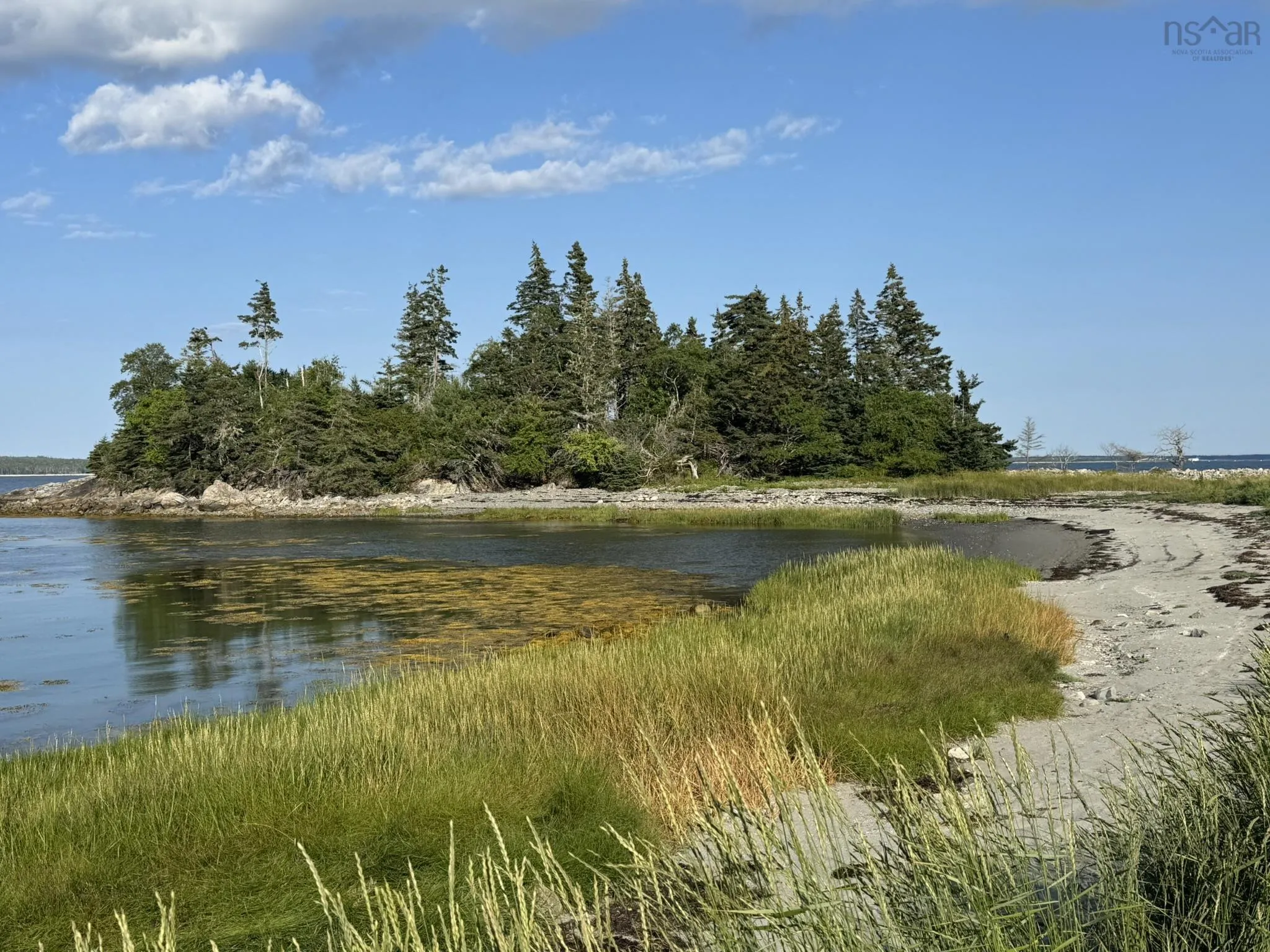 4336 Sandy Point Rd, Jordan Bay, NS B0T 1W0, 2 Bedrooms Bedrooms, ,1 BathroomBathrooms,Residential,For Sale,Sandy Point Rd,202520143