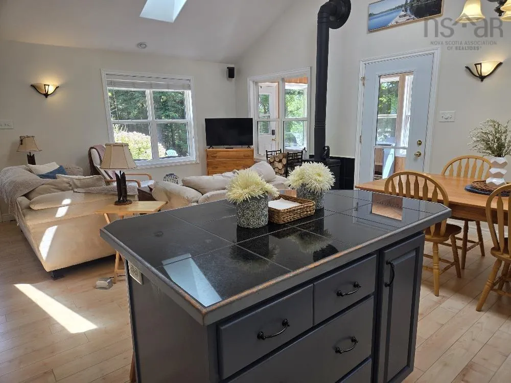 76 Duncan Drive, Upper Kemptown, NS B0K 1V0, 3 Bedrooms Bedrooms, ,1 BathroomBathrooms,Residential,For Sale,Duncan Drive,202522083