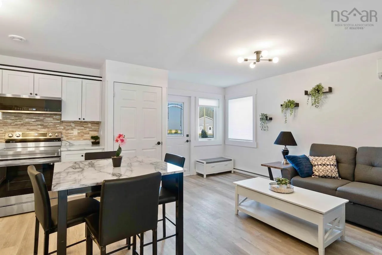 317 Nichols Avenue, North Kentville, NS B4N 3V7, 2 Bedrooms Bedrooms, ,1 BathroomBathrooms,Residential,For Sale,Nichols,202518756