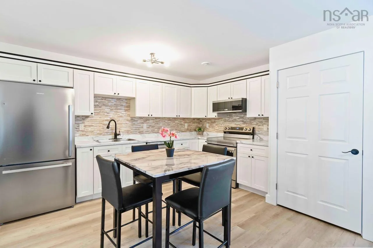 317 Nichols Avenue, North Kentville, NS B4N 3V7, 2 Bedrooms Bedrooms, ,1 BathroomBathrooms,Residential,For Sale,Nichols,202518756