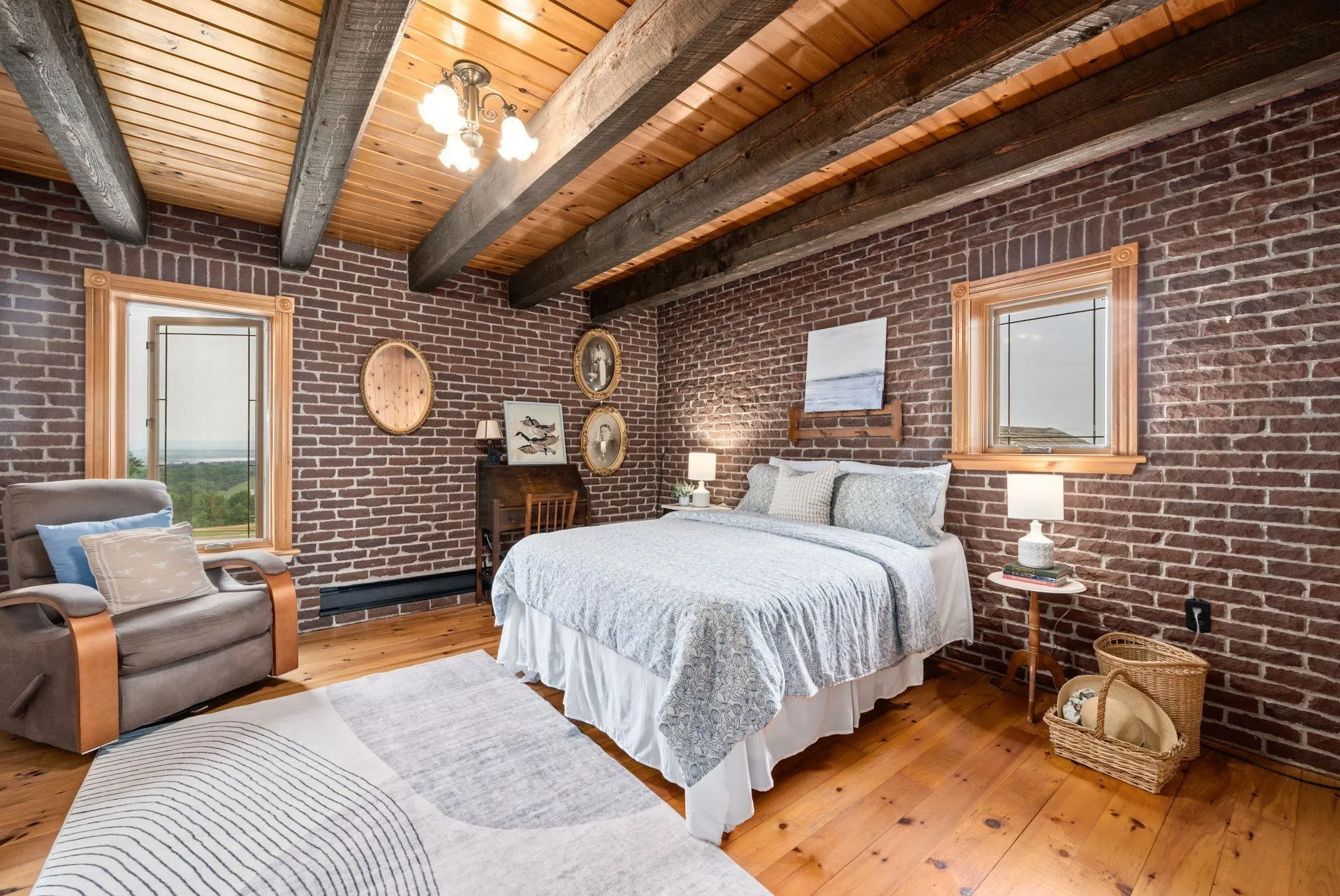 12809 1 Highway, Avonport, NS B0P 1P0, 3 Bedrooms Bedrooms, ,2 BathroomsBathrooms,Residential,For Sale,1,202520075