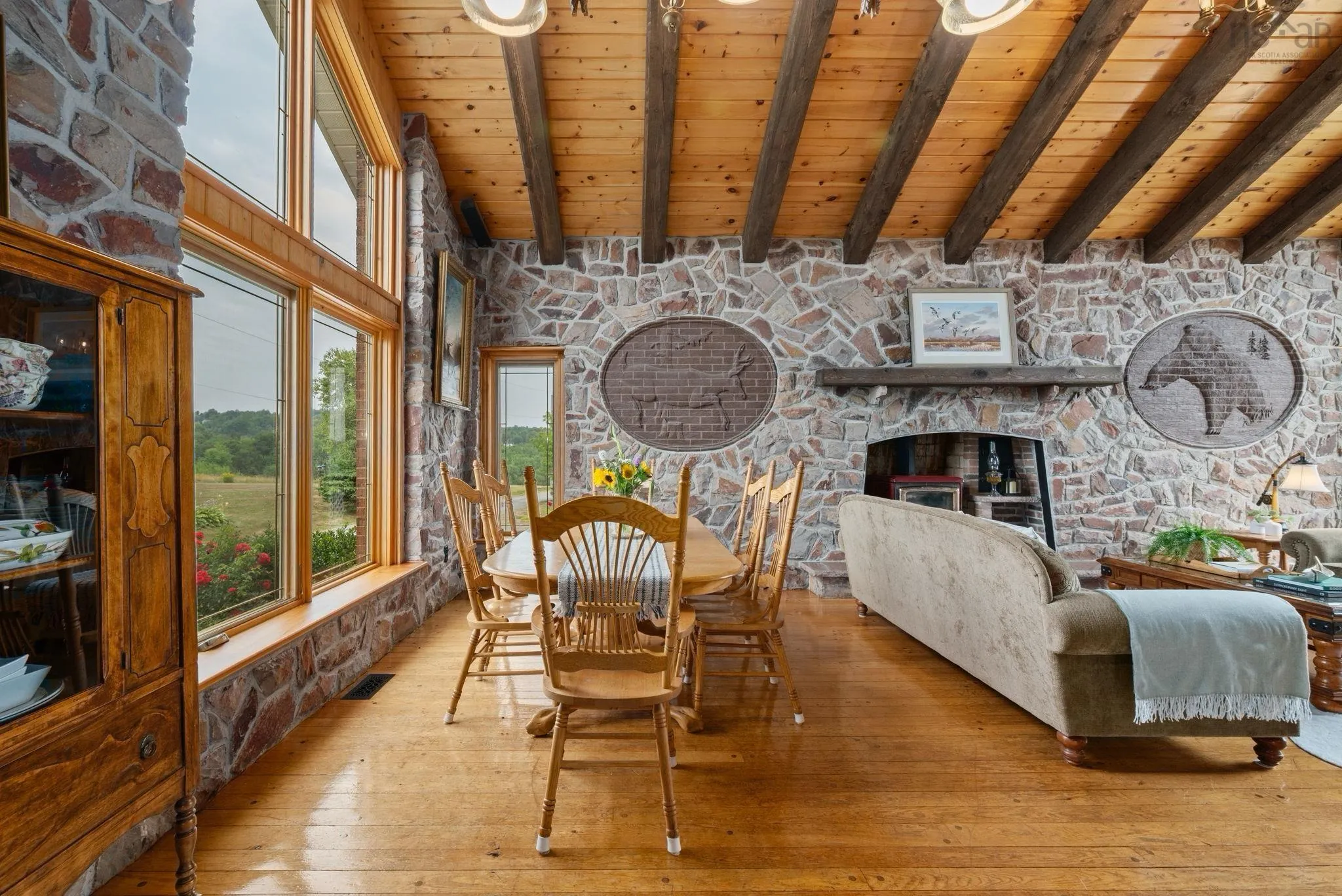 12809 1 Highway, Avonport, NS B0P 1P0, 3 Bedrooms Bedrooms, ,2 BathroomsBathrooms,Residential,For Sale,1,202520075