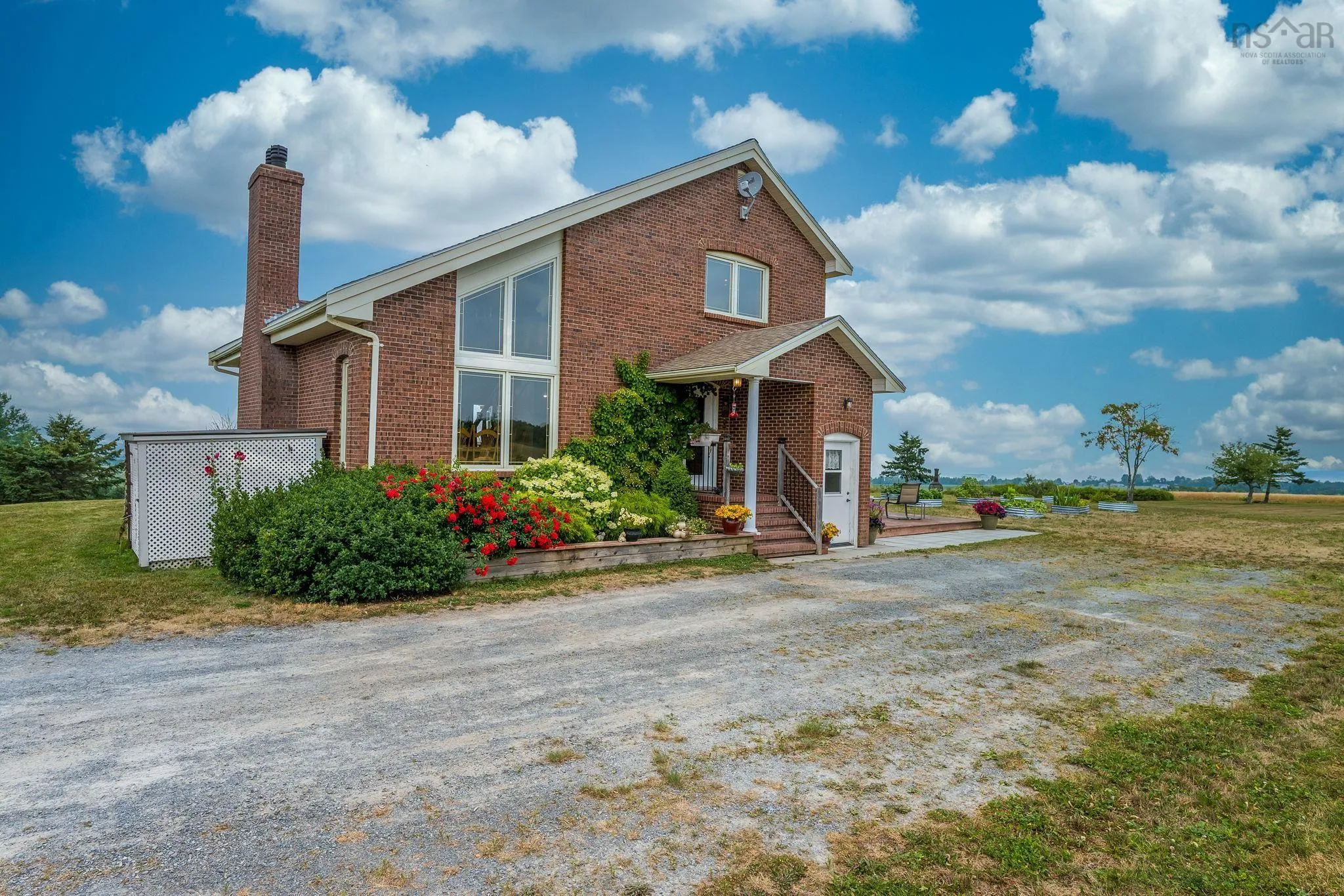 12809 1 Highway, Avonport, NS B0P 1P0, 3 Bedrooms Bedrooms, ,2 BathroomsBathrooms,Residential,For Sale,1,202520075