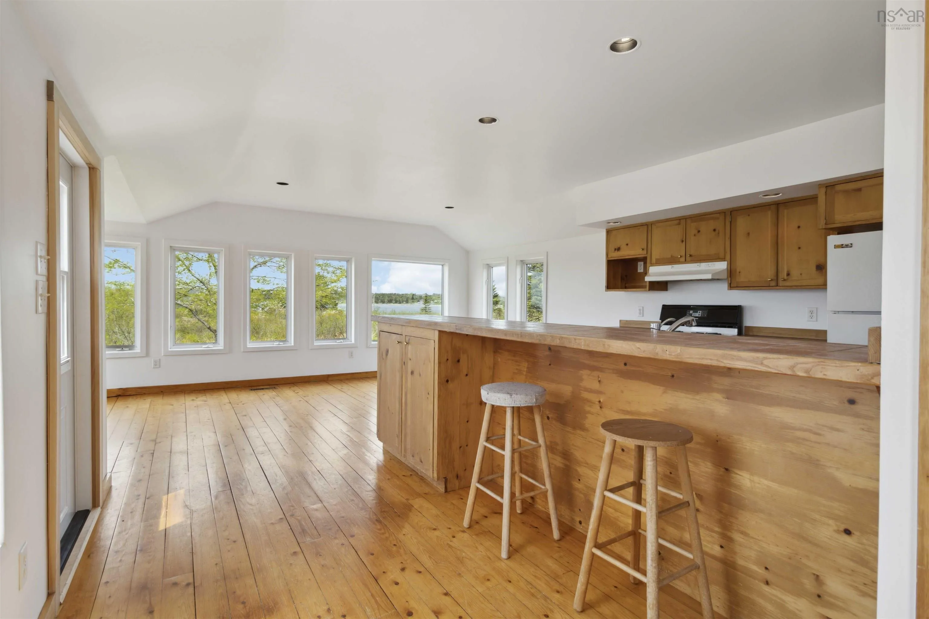 21 West Berlin Wharf Road, West Berlin, NS B0J 2H0, 3 Bedrooms Bedrooms, ,2 BathroomsBathrooms,Residential,For Sale,West Berlin Wharf,202513092