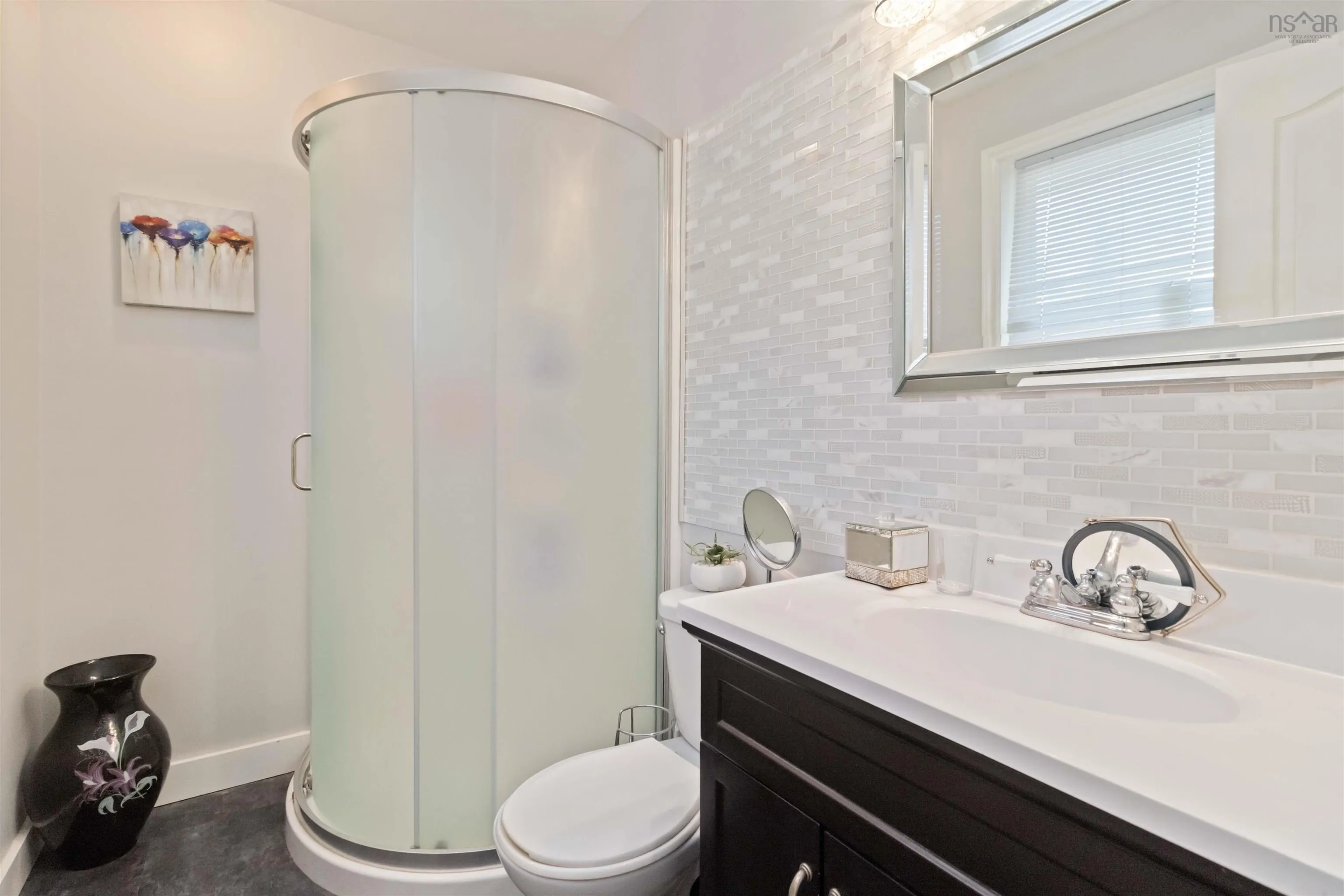 1 Gammon Crescent, Dartmouth, NS B2W 5N9, 3 Bedrooms Bedrooms, ,3 BathroomsBathrooms,Residential,For Sale,Gammon,202520686