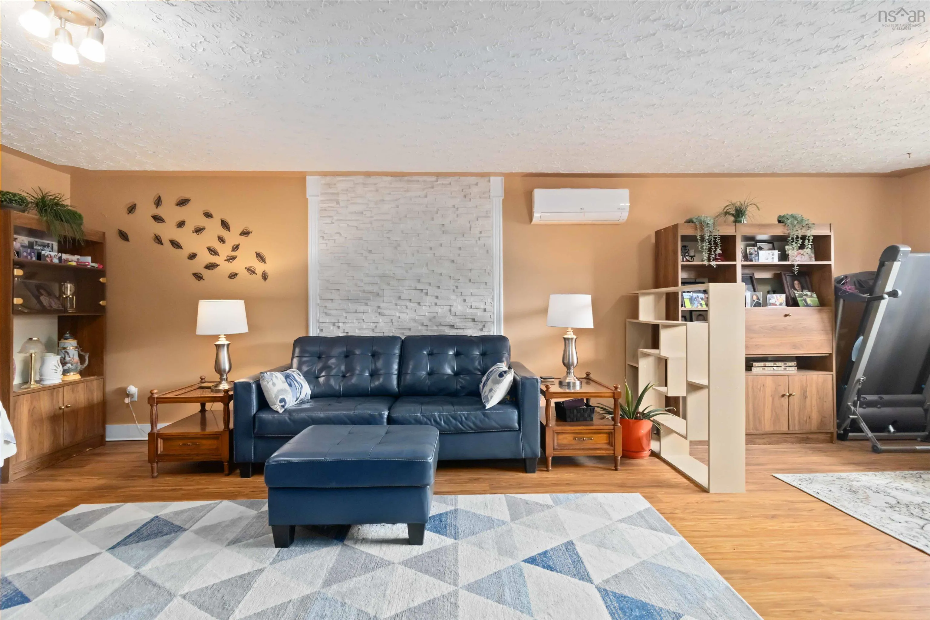 1 Gammon Crescent, Dartmouth, NS B2W 5N9, 3 Bedrooms Bedrooms, ,3 BathroomsBathrooms,Residential,For Sale,Gammon,202520686