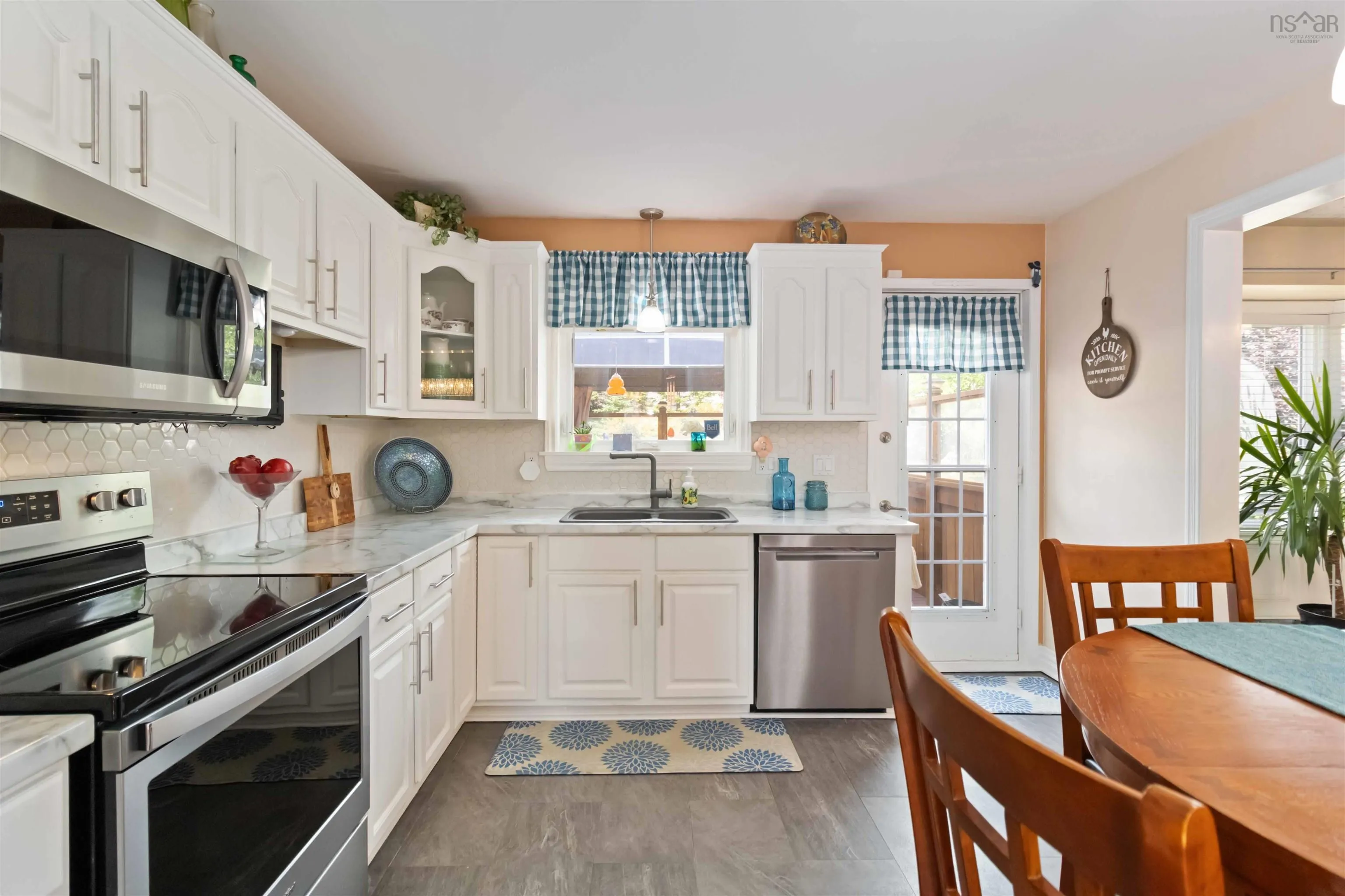 1 Gammon Crescent, Dartmouth, NS B2W 5N9, 3 Bedrooms Bedrooms, ,3 BathroomsBathrooms,Residential,For Sale,Gammon,202520686