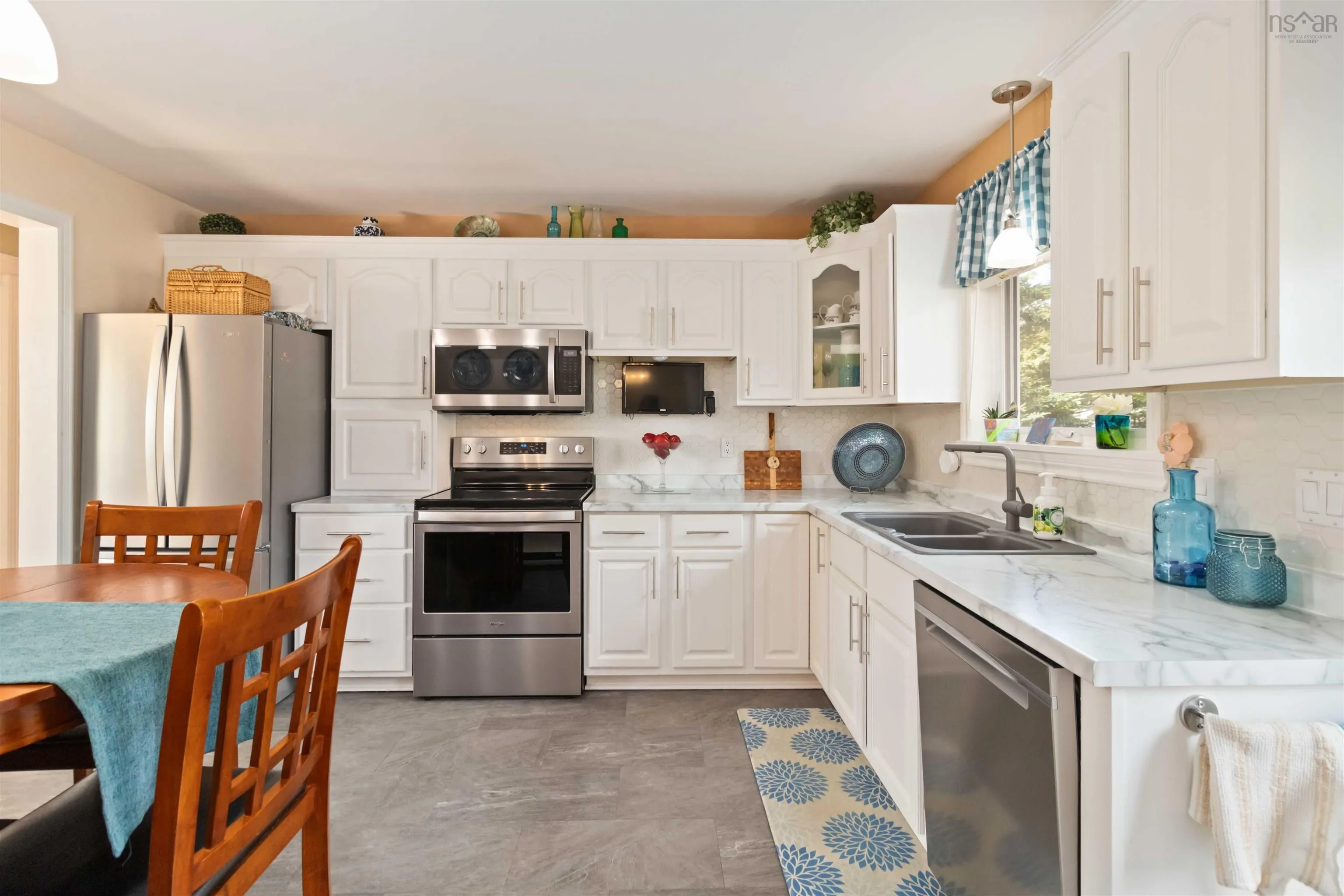 1 Gammon Crescent, Dartmouth, NS B2W 5N9, 3 Bedrooms Bedrooms, ,3 BathroomsBathrooms,Residential,For Sale,Gammon,202520686