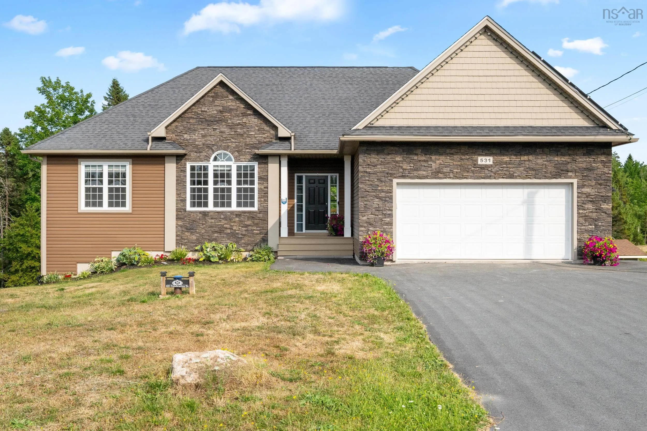 531 Celebration Drive, Fall River, NS B2T 0K6, 4 Bedrooms Bedrooms, ,3 BathroomsBathrooms,Residential,For Sale,Celebration,202520913