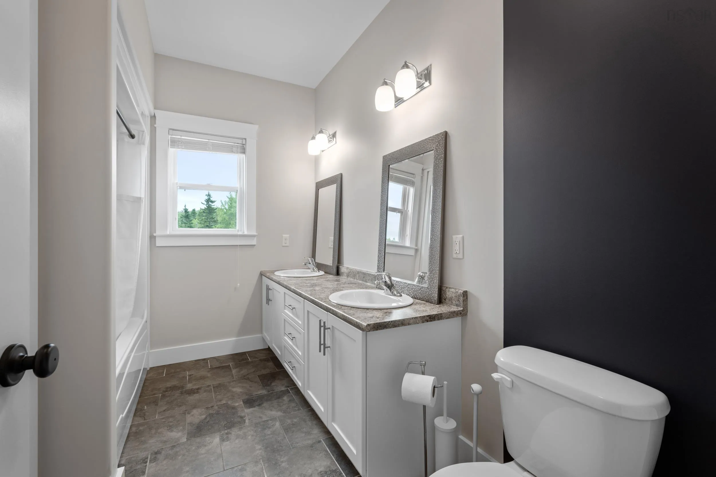 531 Celebration Drive, Fall River, NS B2T 0K6, 4 Bedrooms Bedrooms, ,3 BathroomsBathrooms,Residential,For Sale,Celebration,202520913