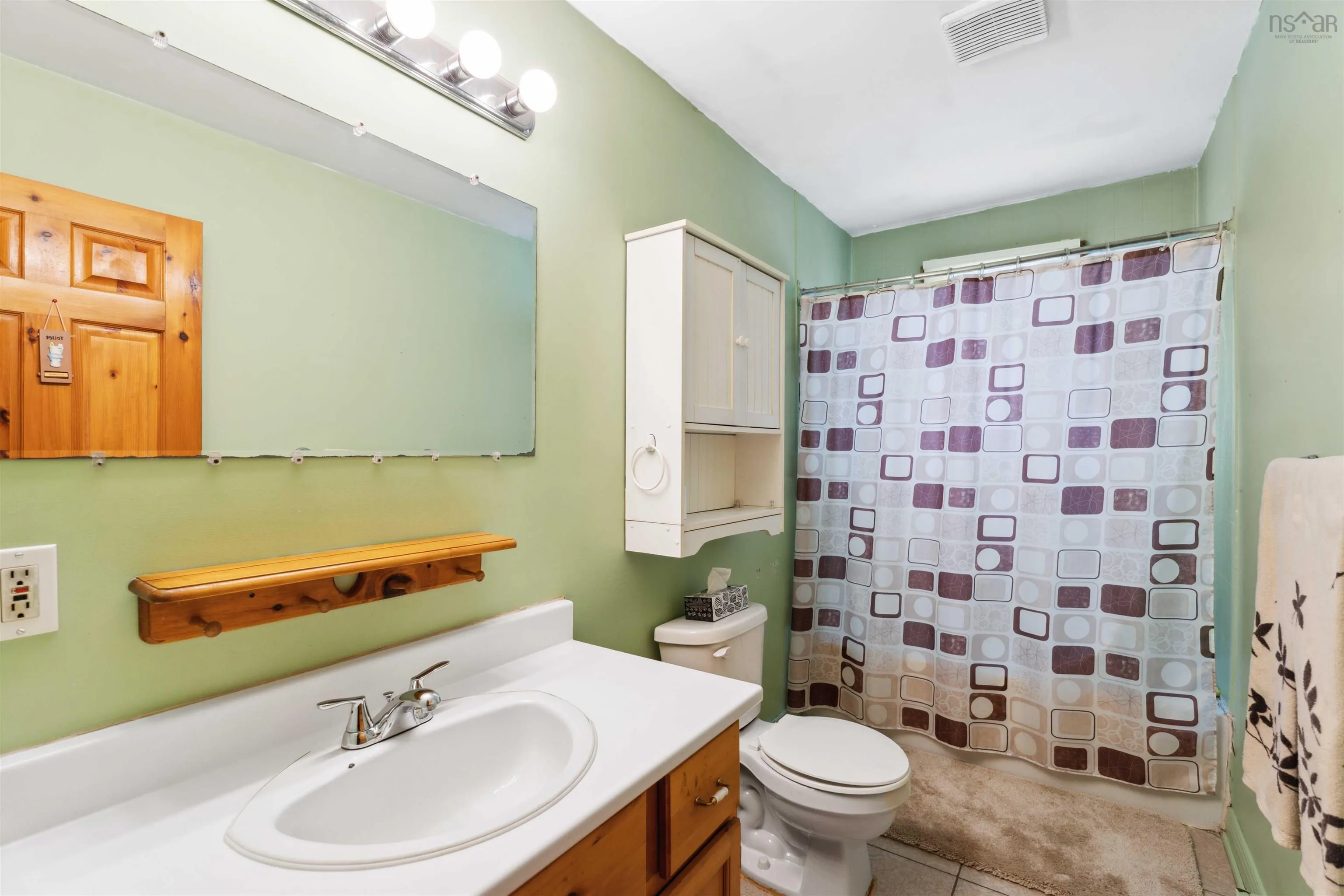 13 Cove Road, Bramber Ns B0n 2r0, 3 Bedrooms Bedrooms, ,2 BathroomsBathrooms,Residential,For Sale,Cove,202508979