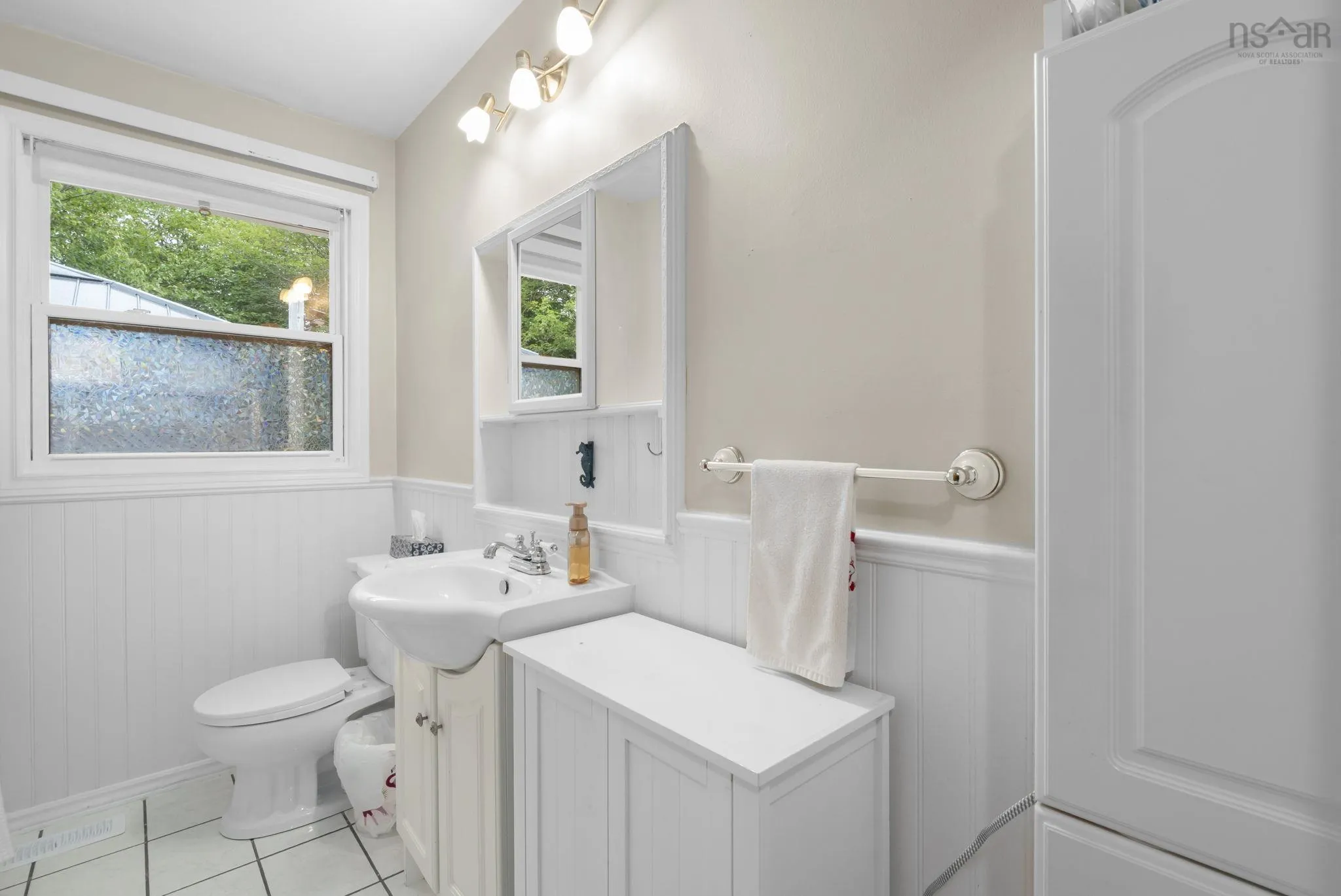 5 Kirtland Court, Dartmouth, NS B2W 4P6, 3 Bedrooms Bedrooms, ,2 BathroomsBathrooms,Residential,For Sale,Kirtland,202521711
