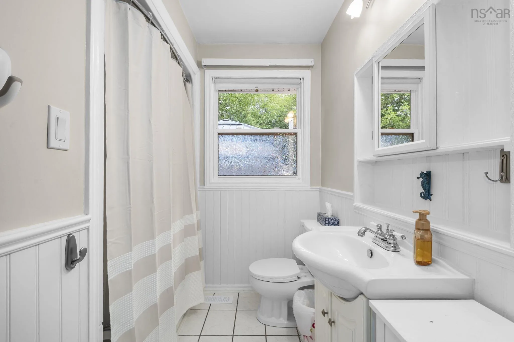 5 Kirtland Court, Dartmouth, NS B2W 4P6, 3 Bedrooms Bedrooms, ,2 BathroomsBathrooms,Residential,For Sale,Kirtland,202521711