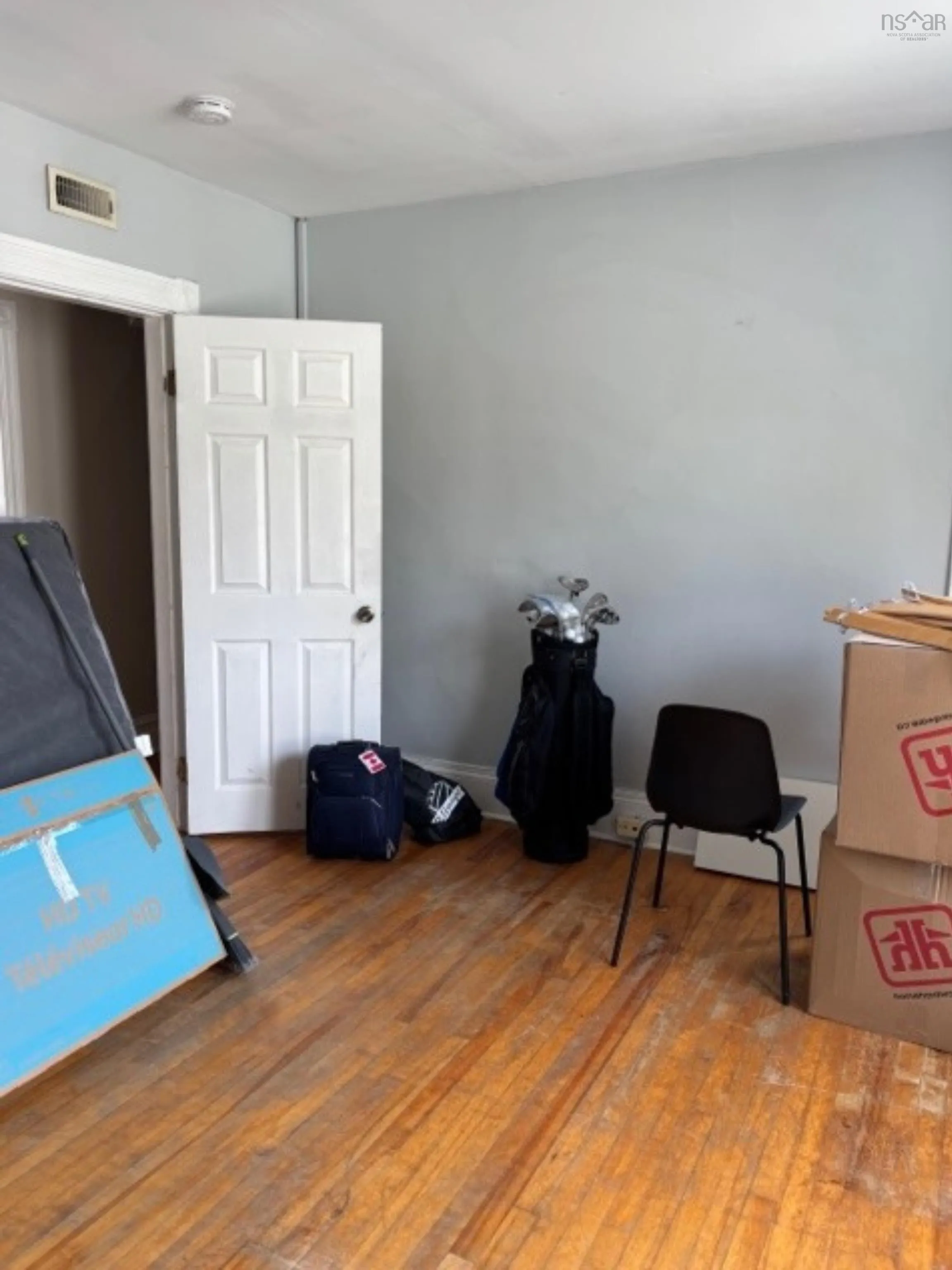 21 Prospect Street, Wolfville Ns B4p 1l3, 12 Bedrooms Bedrooms, ,Residential Income,For Sale,Prospect,202510355