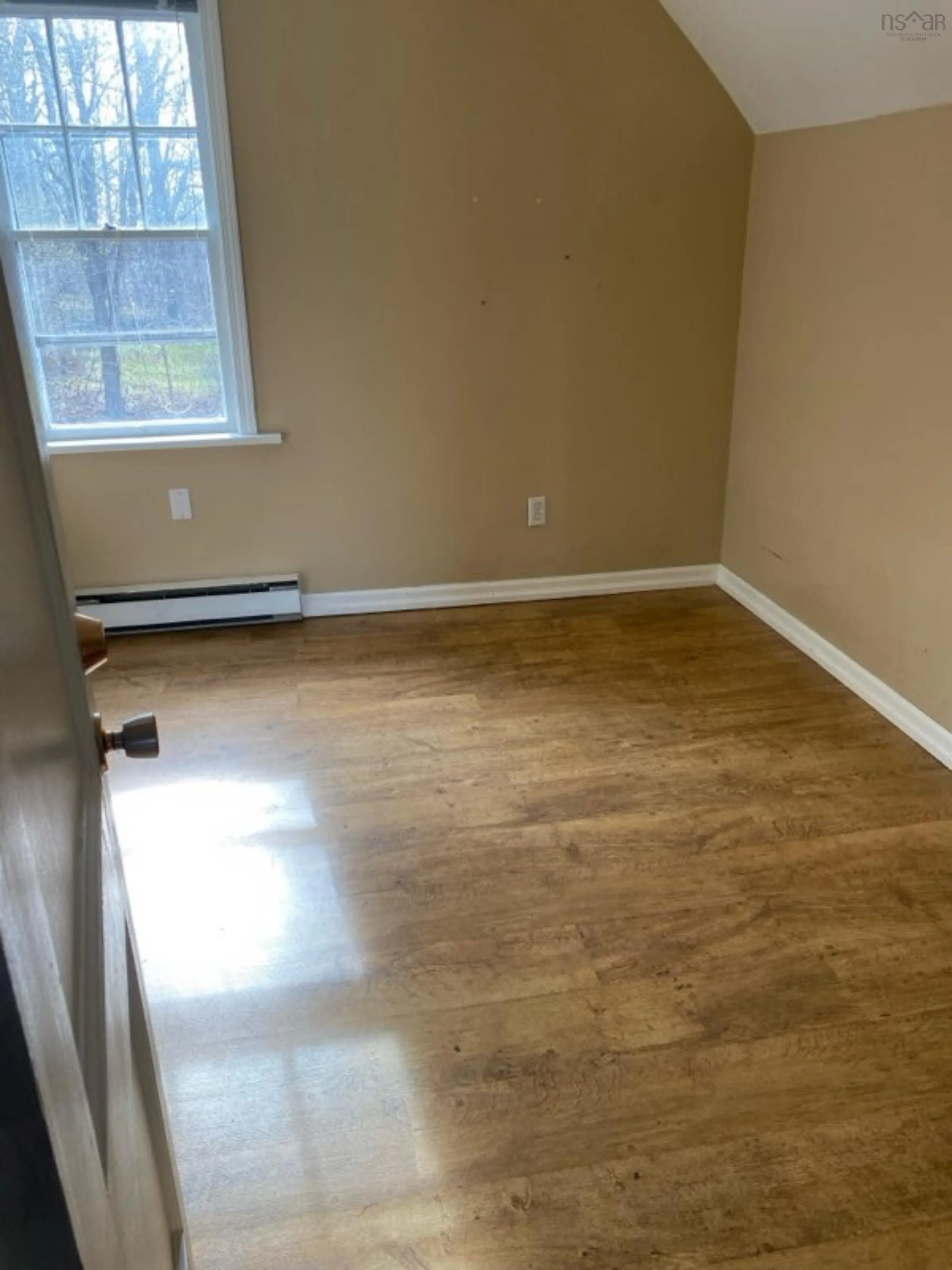 21 Prospect Street, Wolfville Ns B4p 1l3, 12 Bedrooms Bedrooms, ,Residential Income,For Sale,Prospect,202510355