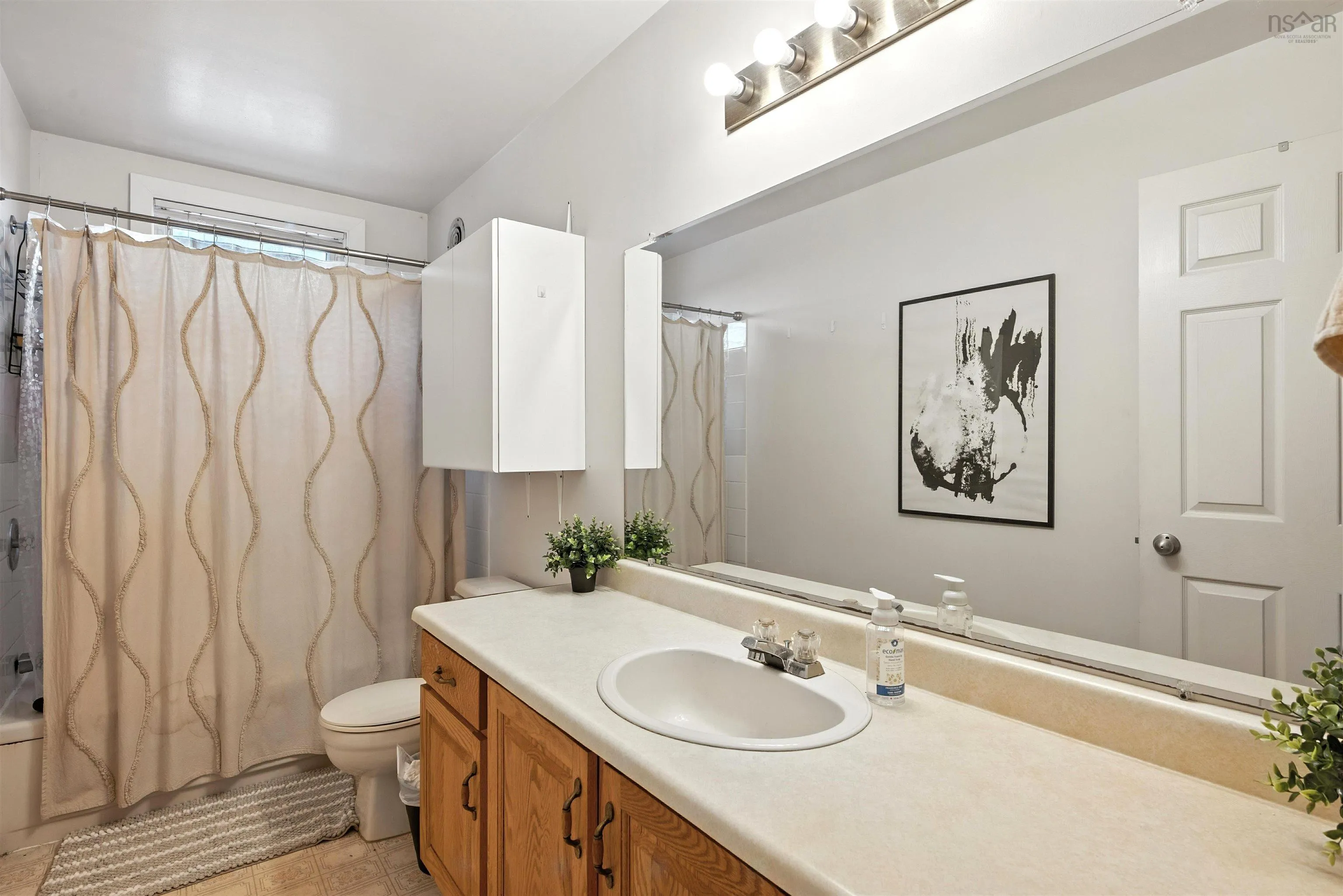 6614 First Street, Halifax, NS B3L 1E2, 4 Bedrooms Bedrooms, ,3 BathroomsBathrooms,Residential,For Sale,First,202519808