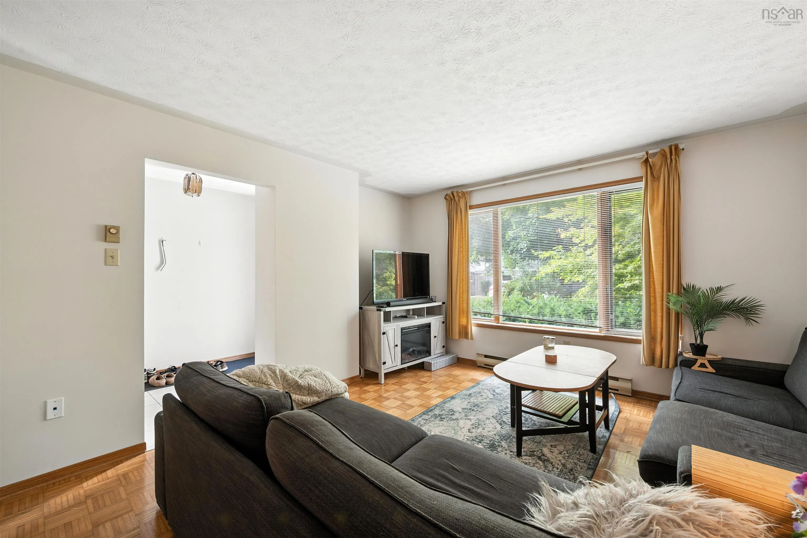 6614 First Street, Halifax, NS B3L 1E2, 4 Bedrooms Bedrooms, ,3 BathroomsBathrooms,Residential,For Sale,First,202519808