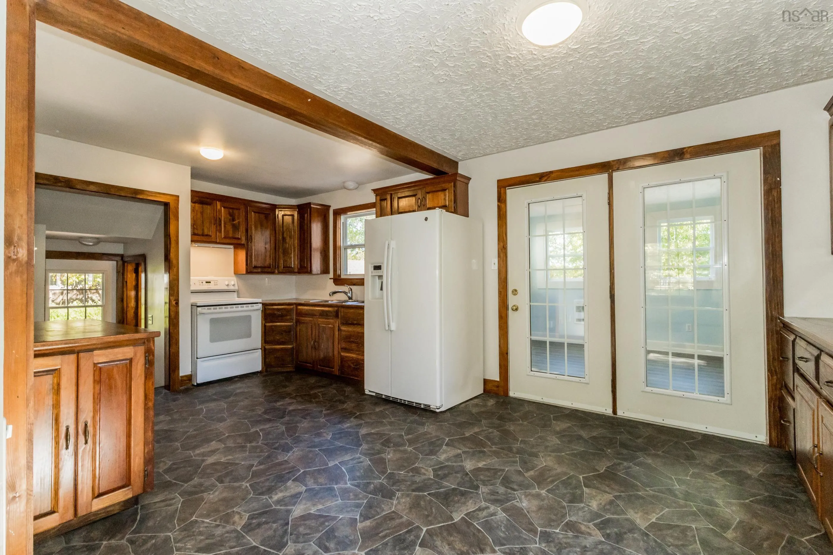 130 Foster Street, Berwick, NS B0P 1E0, 4 Bedrooms Bedrooms, ,2 BathroomsBathrooms,Residential,For Sale,Foster,202524832