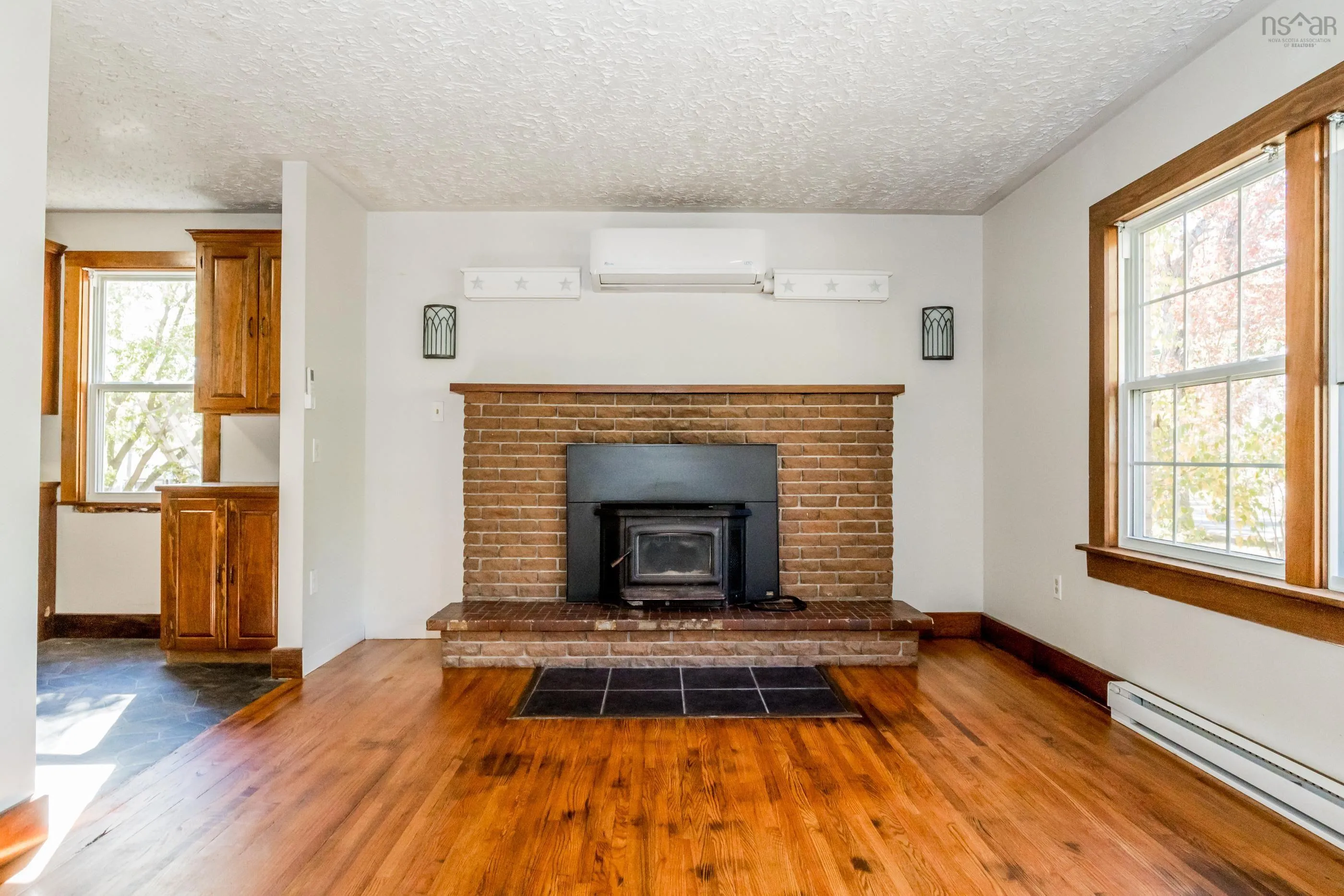 130 Foster Street, Berwick, NS B0P 1E0, 4 Bedrooms Bedrooms, ,2 BathroomsBathrooms,Residential,For Sale,Foster,202524832