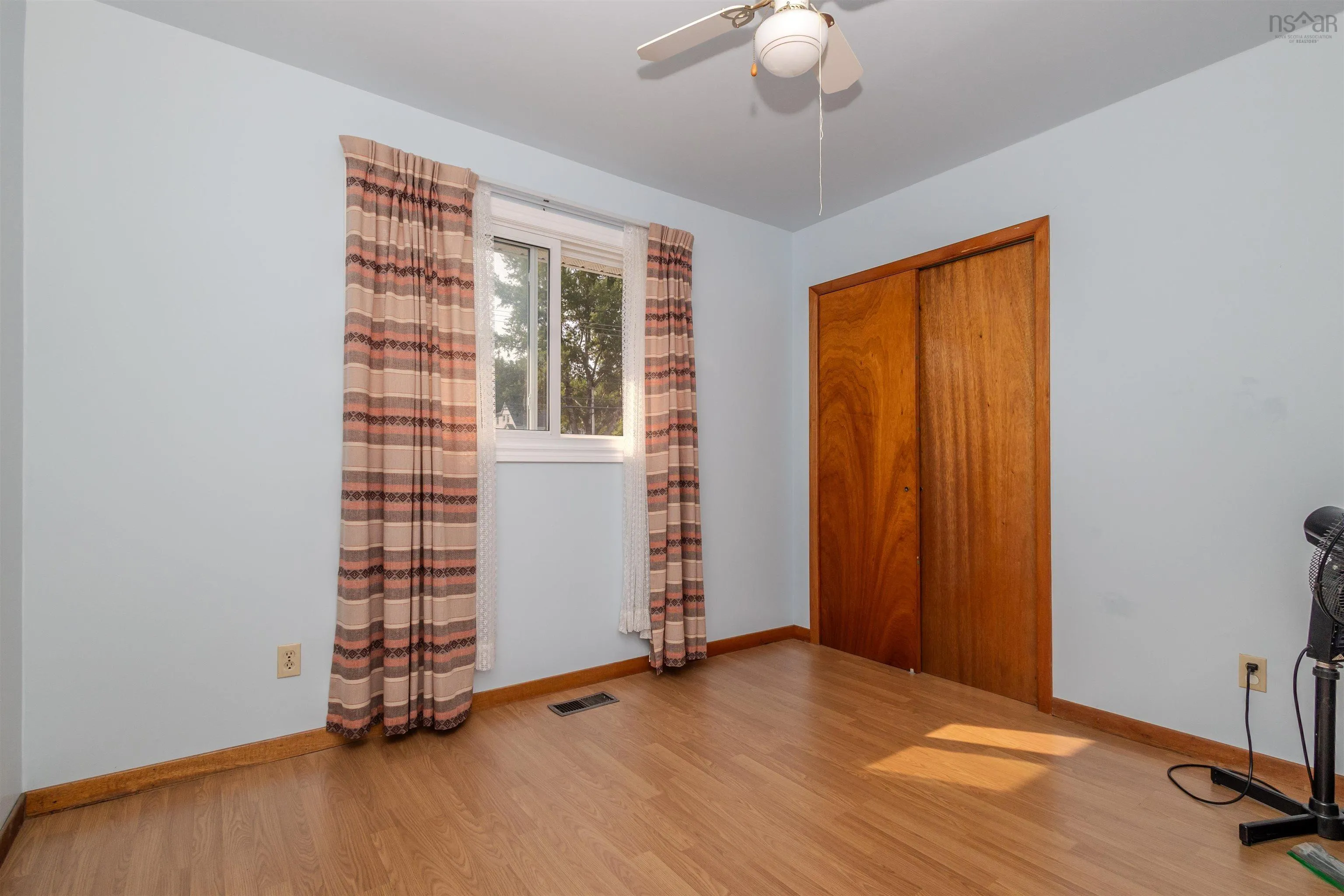 2450 Kings Road, Sydney Forks, NS B1L 1A1, 5 Bedrooms Bedrooms, ,2 BathroomsBathrooms,Residential,For Sale,Kings,202520788