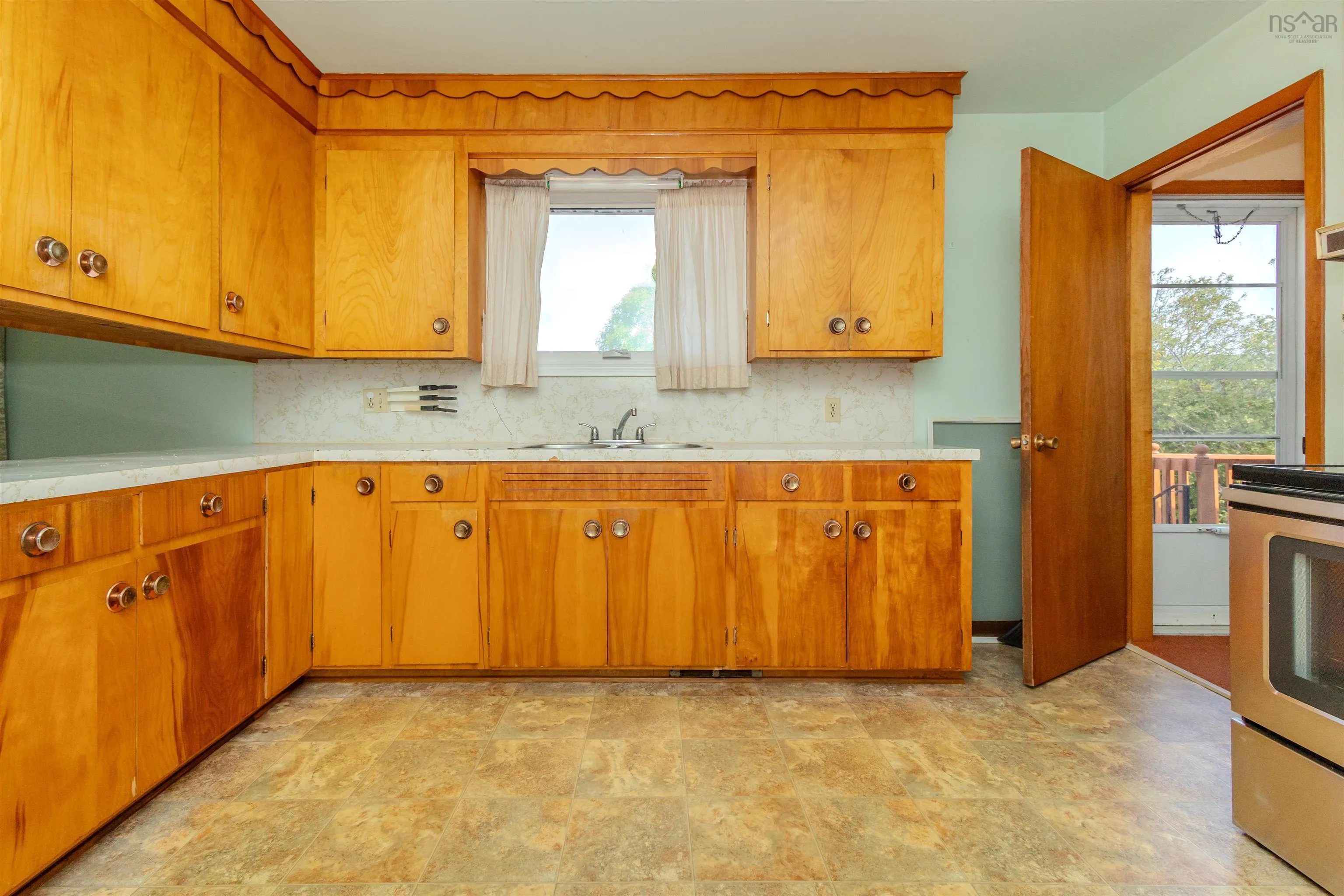 2450 Kings Road, Sydney Forks, NS B1L 1A1, 5 Bedrooms Bedrooms, ,2 BathroomsBathrooms,Residential,For Sale,Kings,202520788