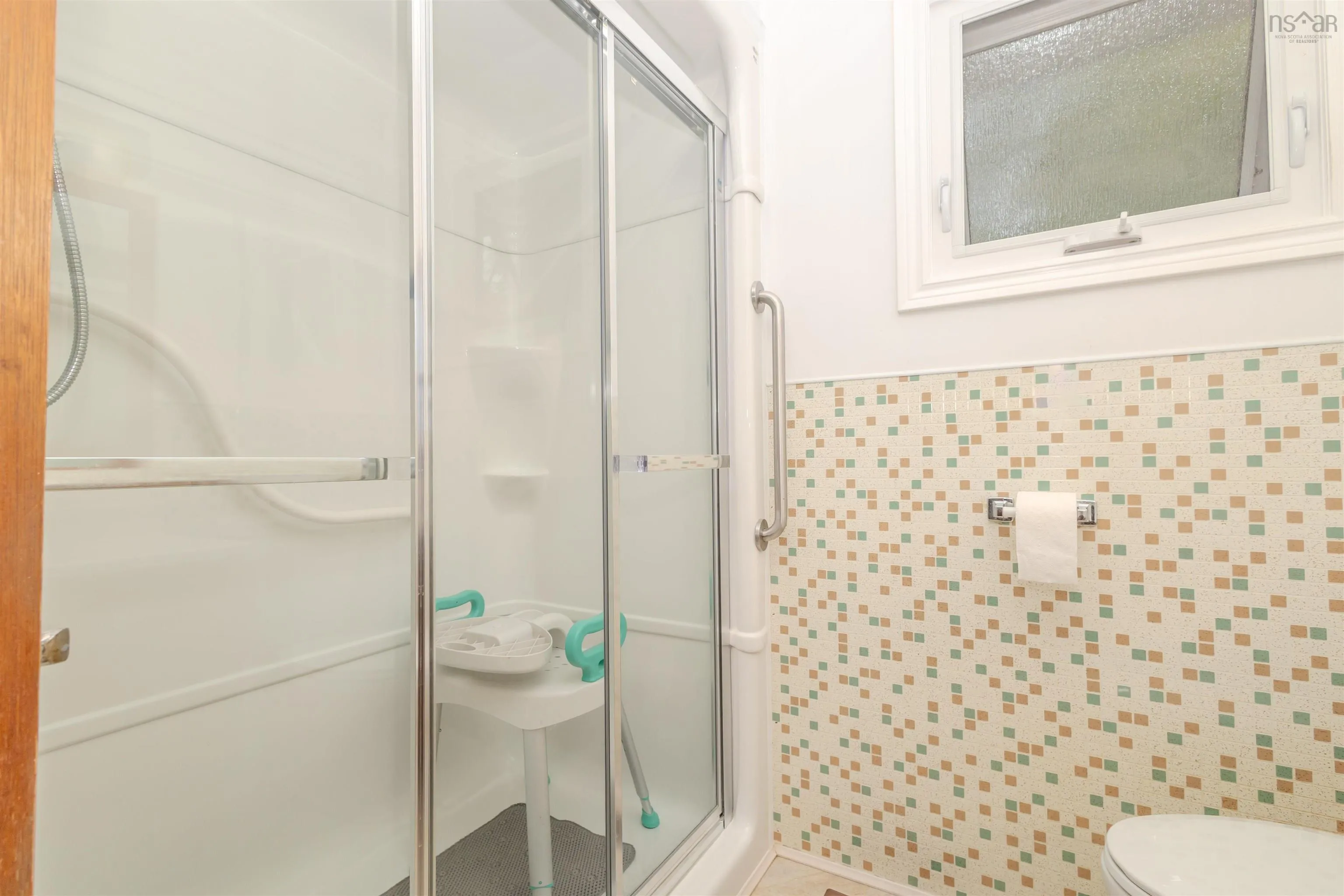 2450 Kings Road, Sydney Forks, NS B1L 1A1, 5 Bedrooms Bedrooms, ,2 BathroomsBathrooms,Residential,For Sale,Kings,202520788