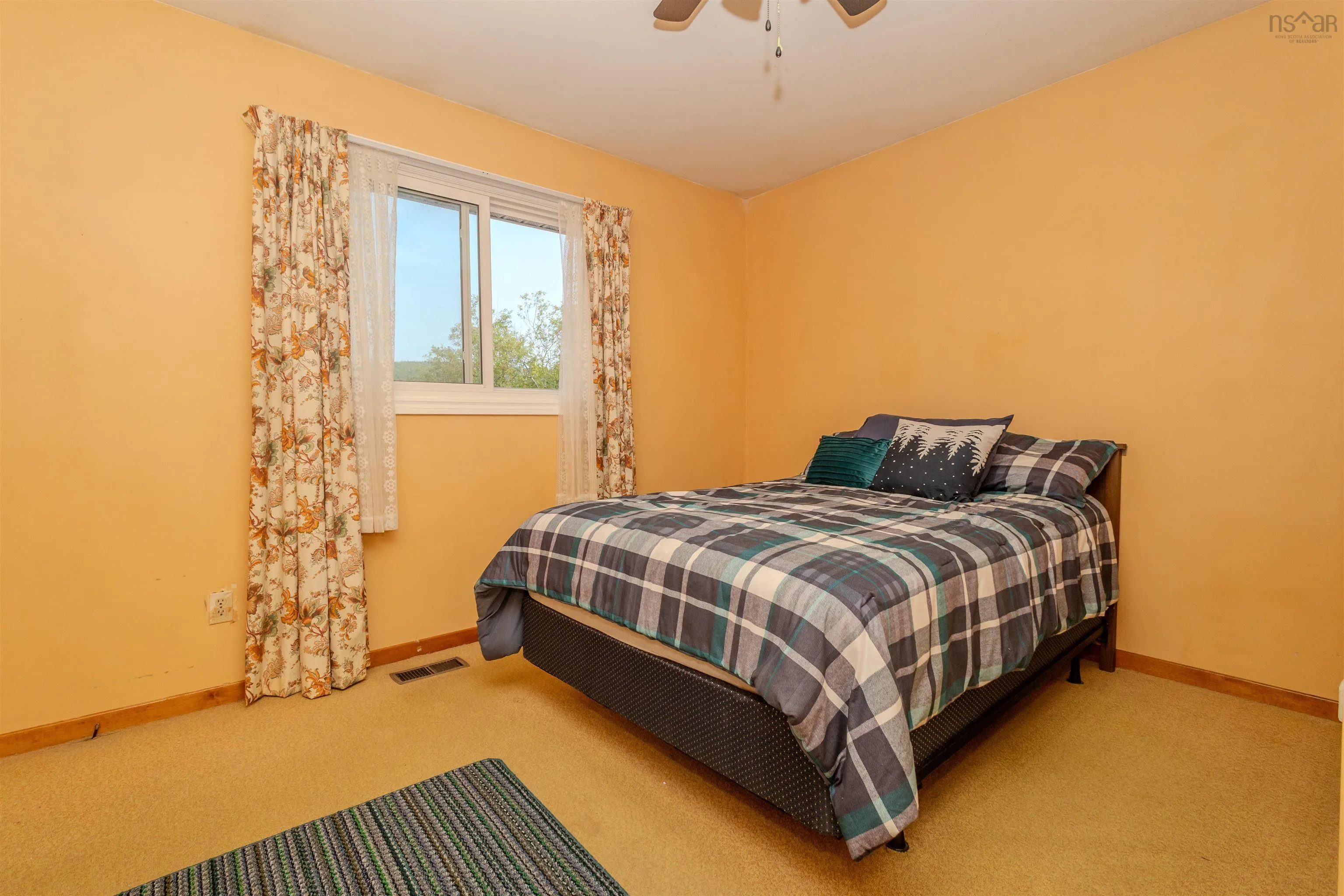 2450 Kings Road, Sydney Forks, NS B1L 1A1, 5 Bedrooms Bedrooms, ,2 BathroomsBathrooms,Residential,For Sale,Kings,202520788