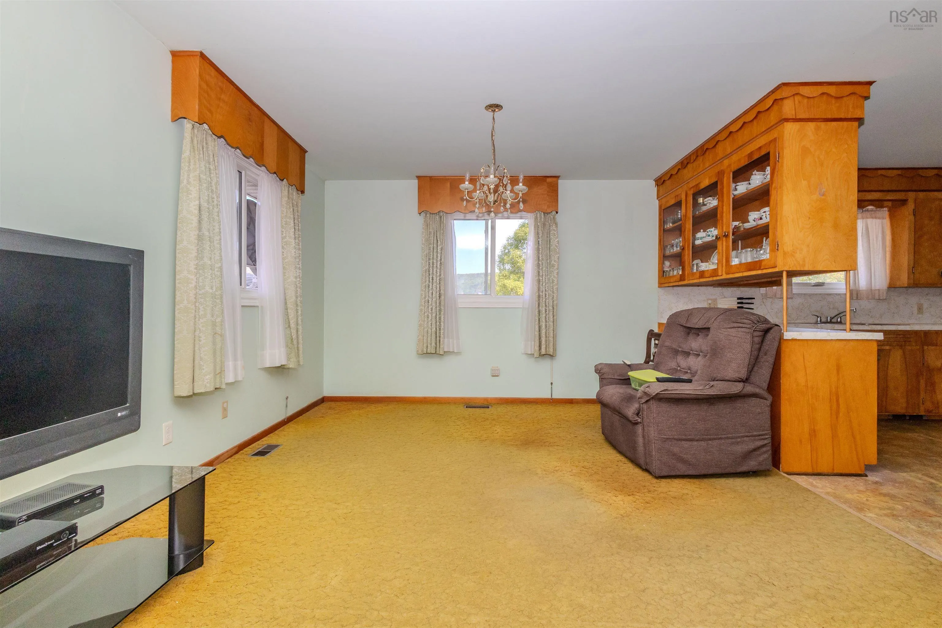 2450 Kings Road, Sydney Forks, NS B1L 1A1, 5 Bedrooms Bedrooms, ,2 BathroomsBathrooms,Residential,For Sale,Kings,202520788