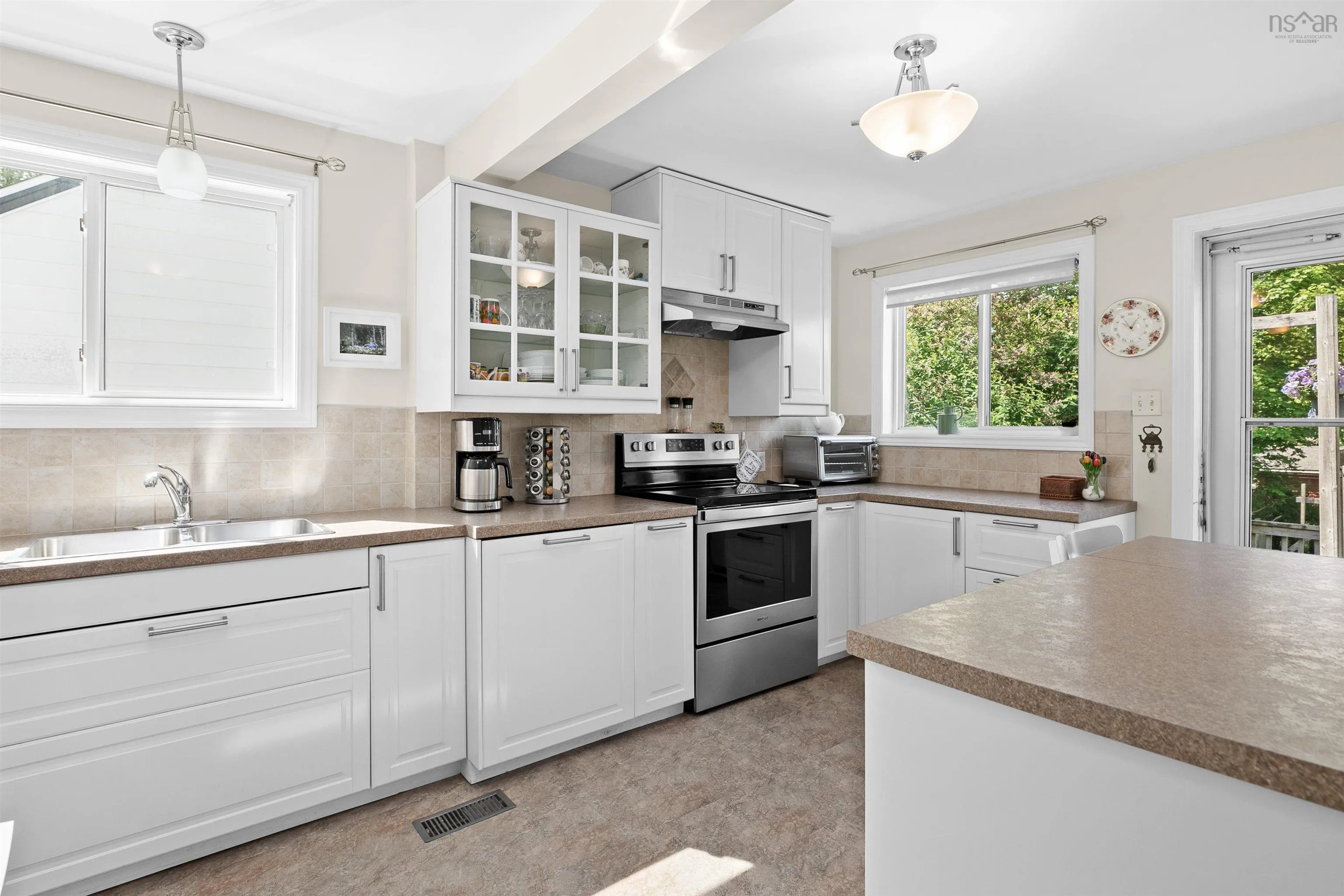 3030 Connolly Street, Halifax, NS B3L 3N9, 4 Bedrooms Bedrooms, ,2 BathroomsBathrooms,Residential,For Sale,Connolly,202514048
