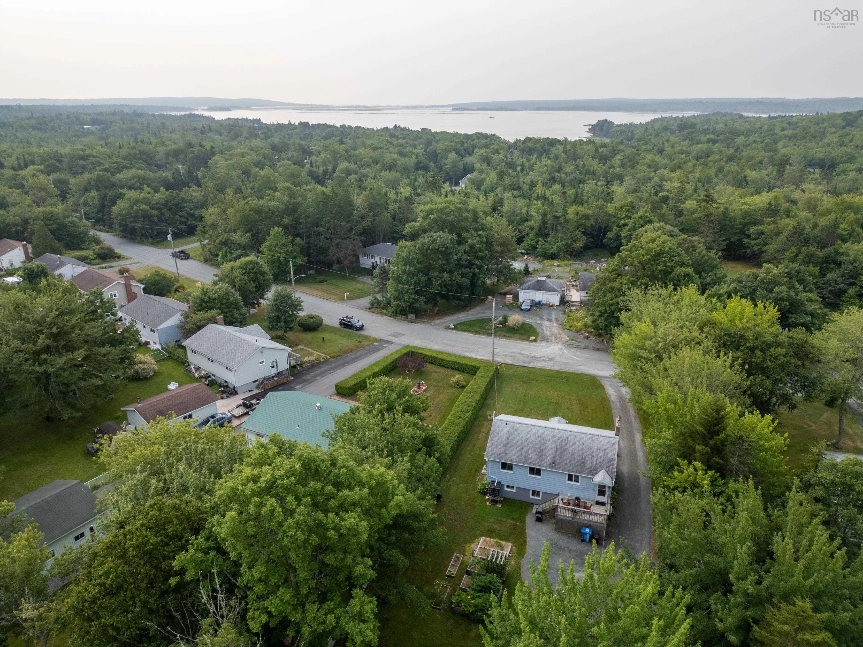 27 Greenvale Crescent, Dartmouth, NS B2Z 1H8, 4 Bedrooms Bedrooms, ,1 BathroomBathrooms,Residential,For Sale,Greenvale,202520209