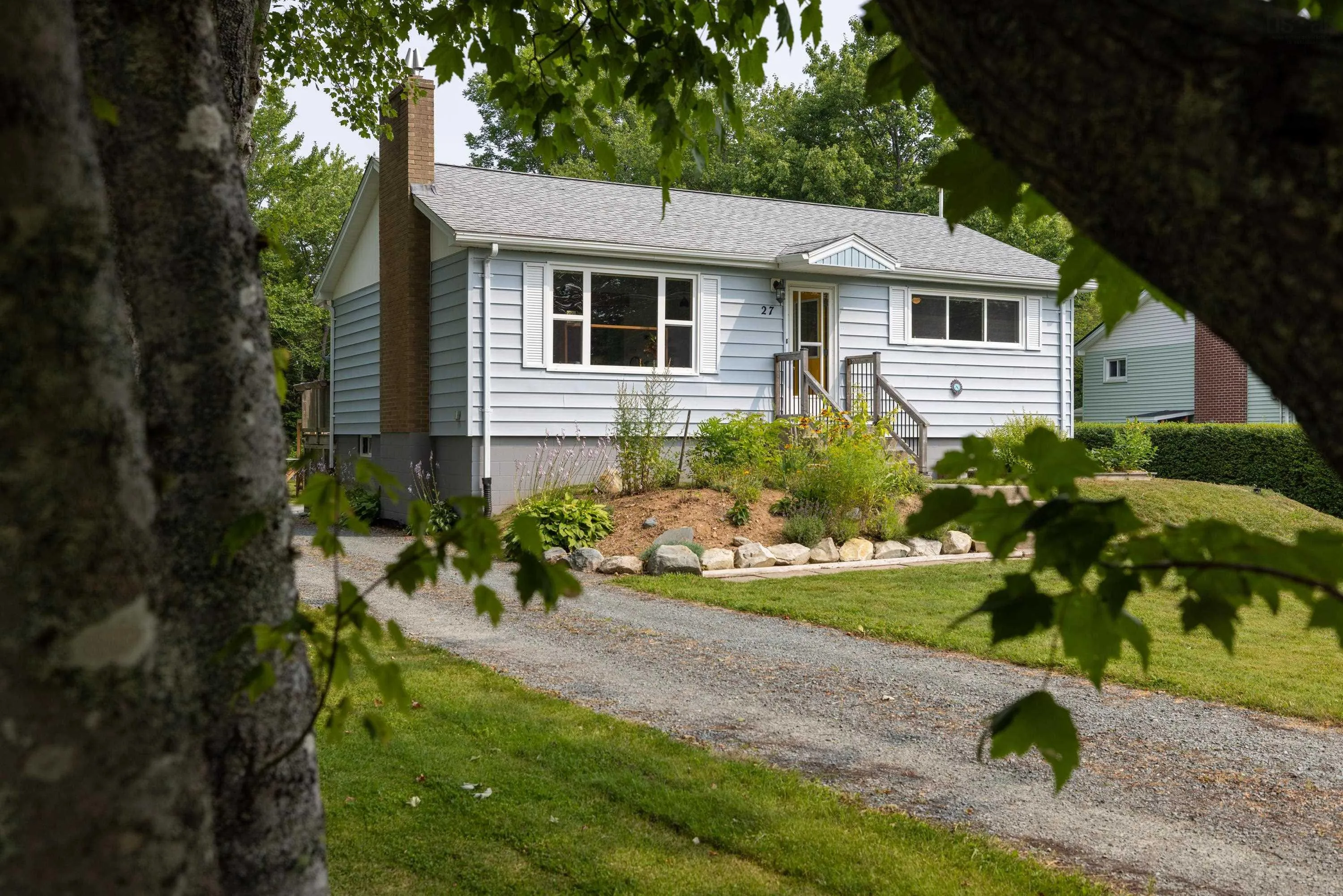 27 Greenvale Crescent, Dartmouth, NS B2Z 1H8, 4 Bedrooms Bedrooms, ,1 BathroomBathrooms,Residential,For Sale,Greenvale,202520209