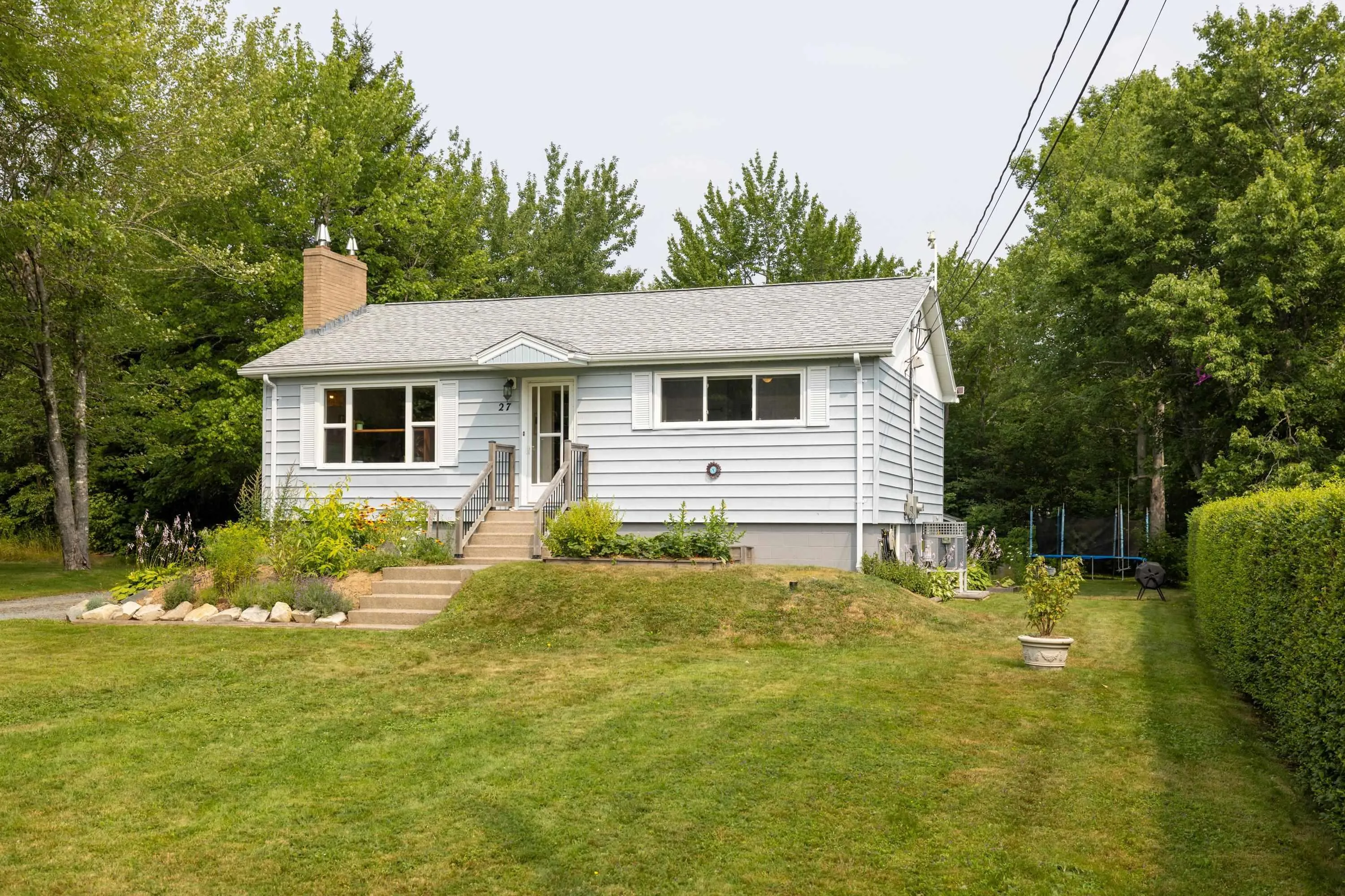27 Greenvale Crescent, Dartmouth, NS B2Z 1H8, 4 Bedrooms Bedrooms, ,1 BathroomBathrooms,Residential,For Sale,Greenvale,202520209