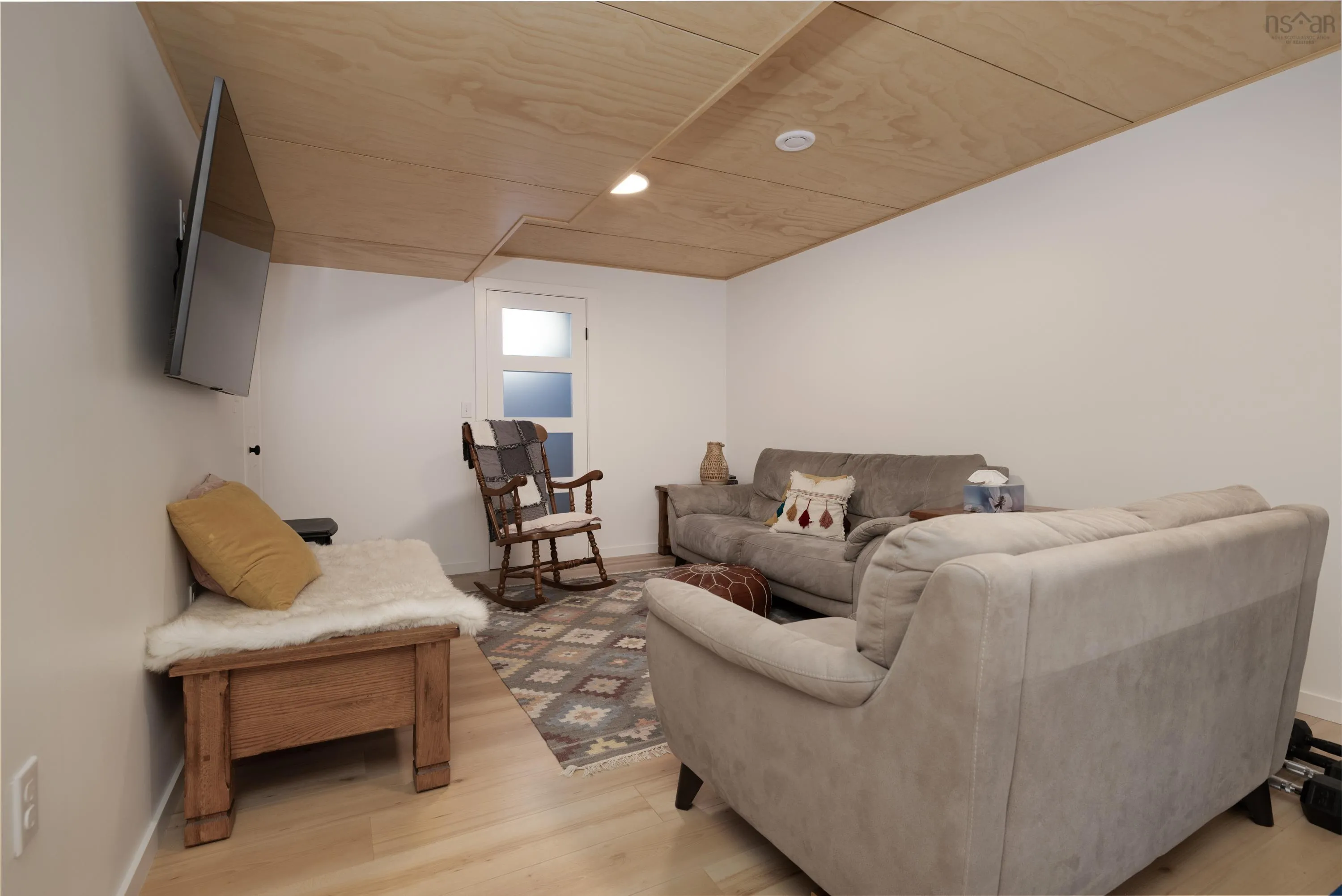 27 Greenvale Crescent, Dartmouth, NS B2Z 1H8, 4 Bedrooms Bedrooms, ,1 BathroomBathrooms,Residential,For Sale,Greenvale,202520209