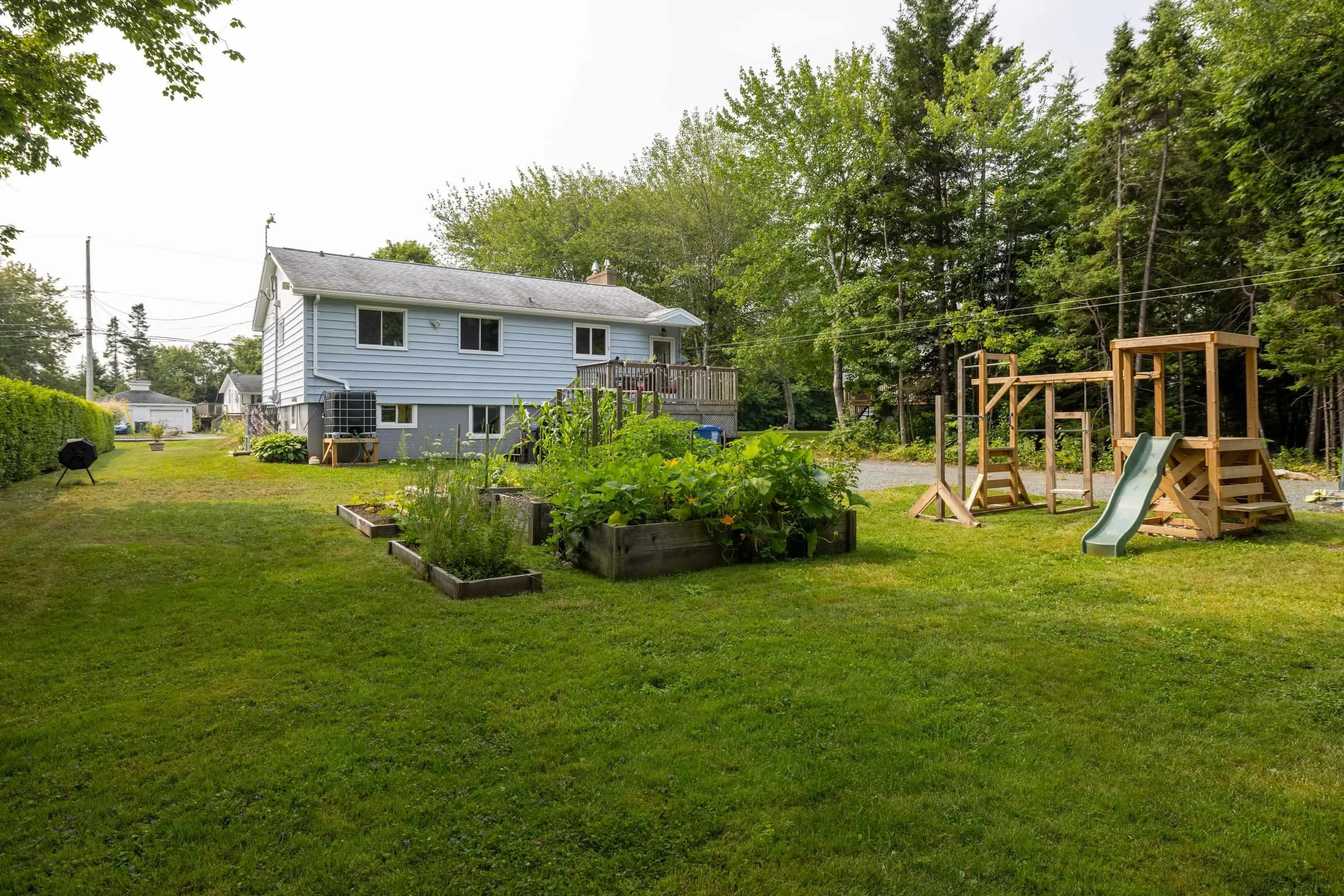 27 Greenvale Crescent, Dartmouth, NS B2Z 1H8, 4 Bedrooms Bedrooms, ,1 BathroomBathrooms,Residential,For Sale,Greenvale,202520209