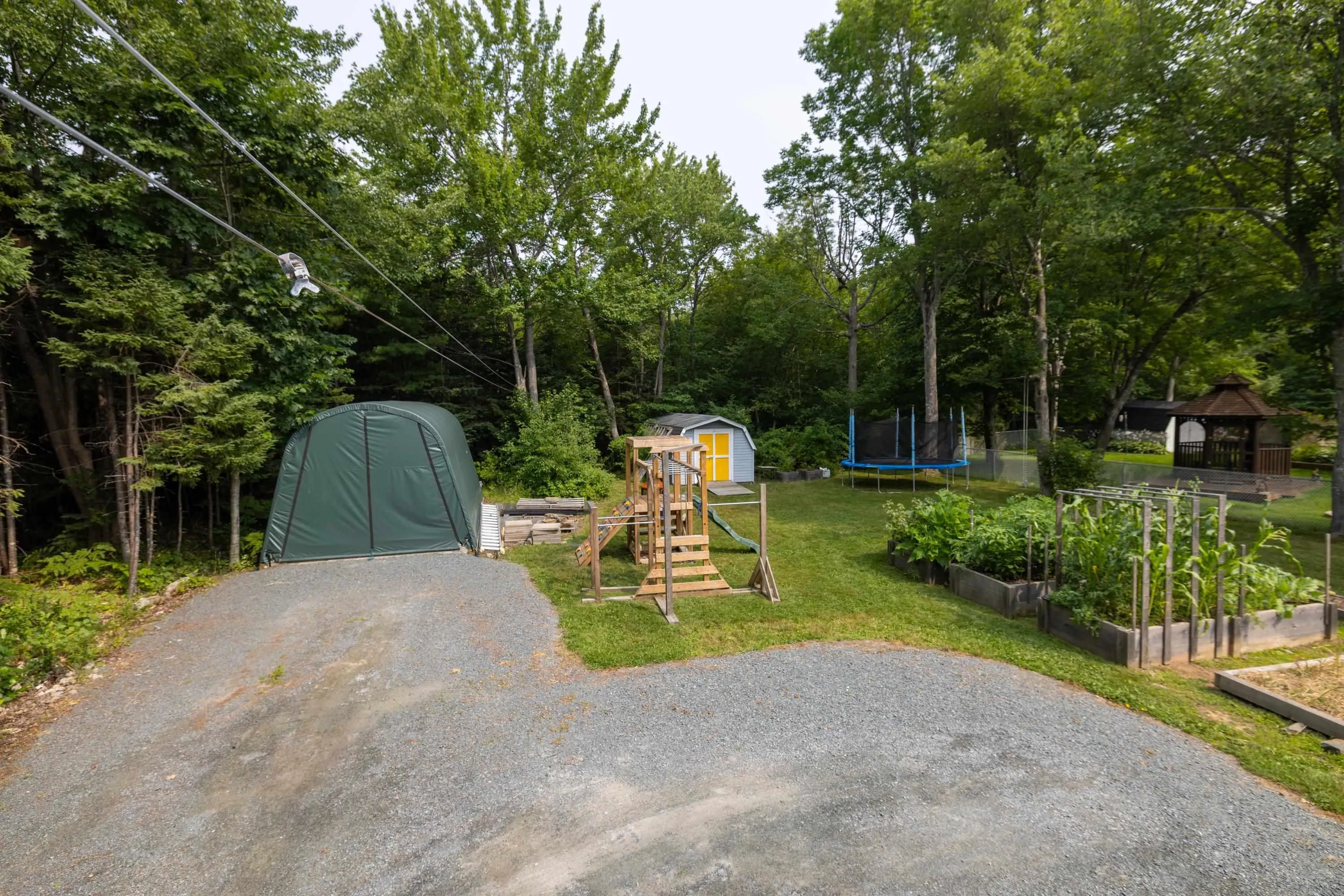 27 Greenvale Crescent, Dartmouth, NS B2Z 1H8, 4 Bedrooms Bedrooms, ,1 BathroomBathrooms,Residential,For Sale,Greenvale,202520209