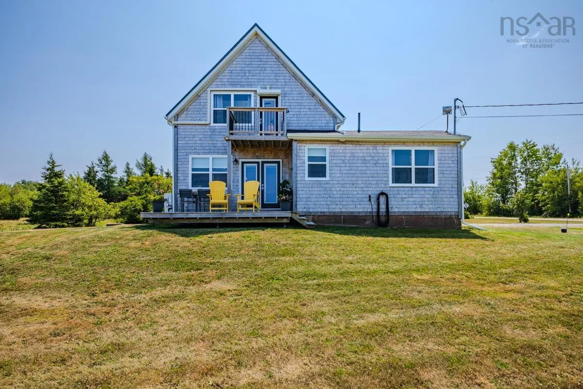 6 Horton Point Road, Malagash, NS B0K 1E0, 2 Bedrooms Bedrooms, ,2 BathroomsBathrooms,Residential,For Sale,Horton Point,202520612