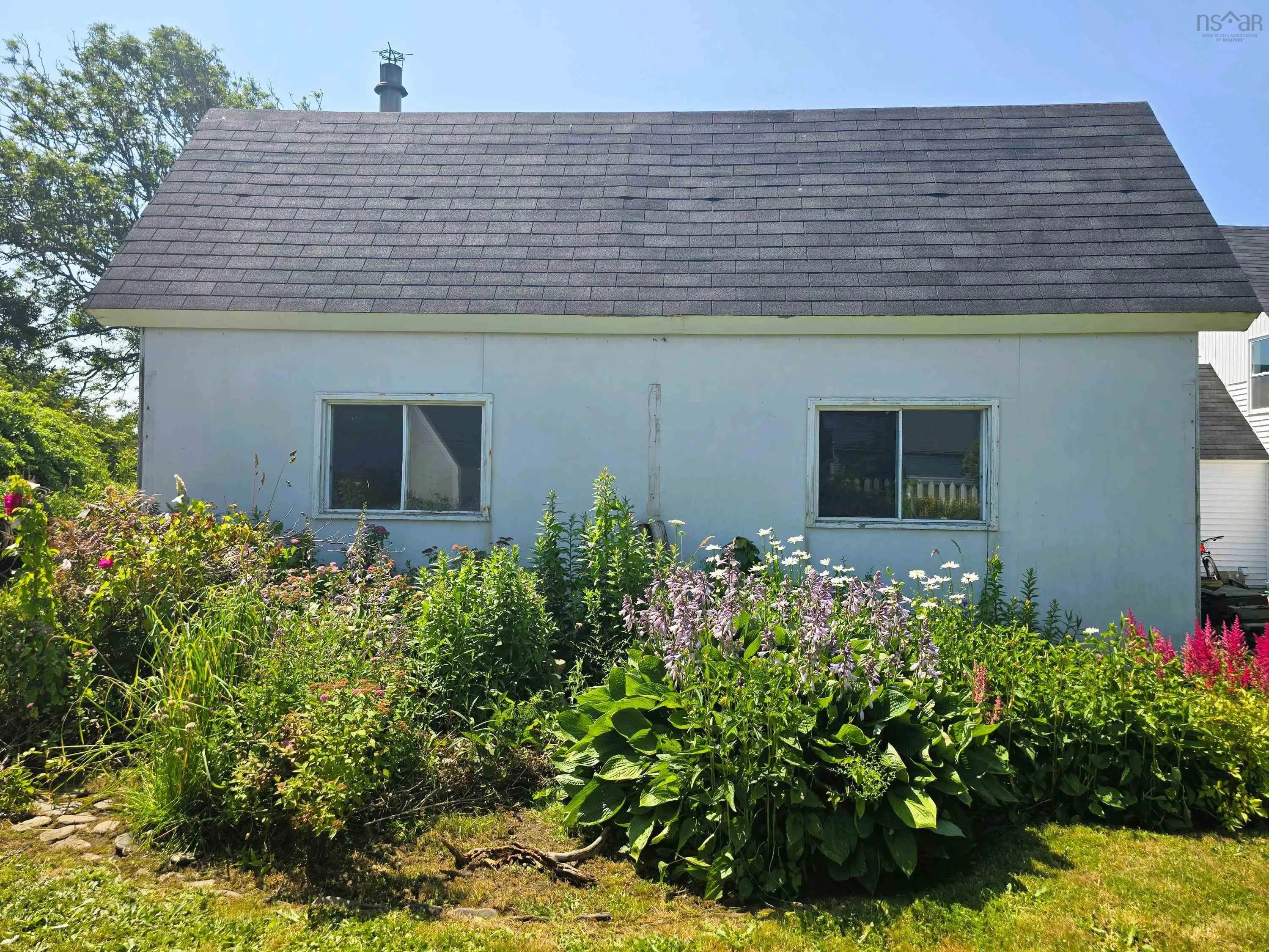 21 Charles Street, Port Maitland, NS B5A 5R8, 3 Bedrooms Bedrooms, ,2 BathroomsBathrooms,Residential,For Sale,Charles,202519230