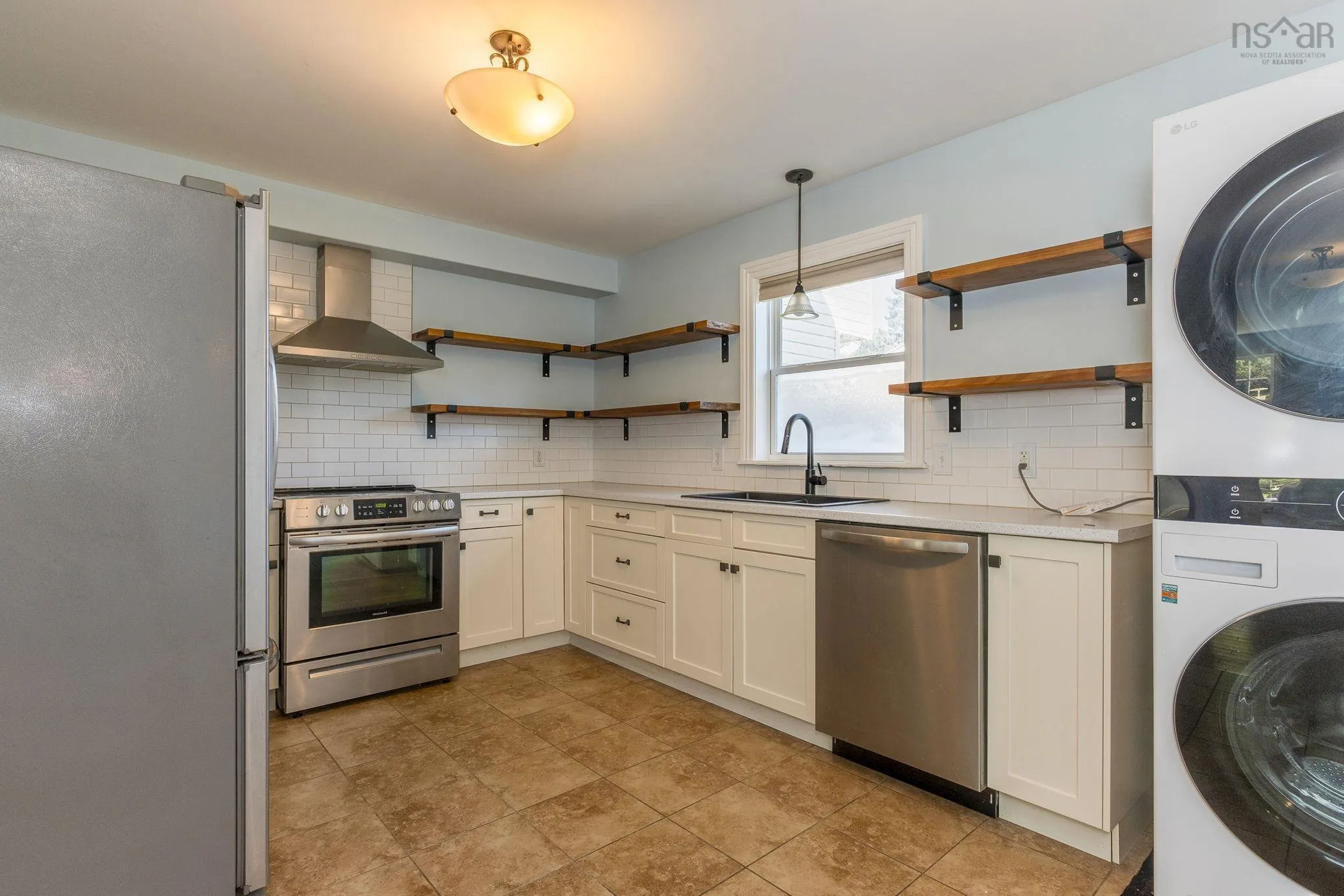 9 Hubleys Drive, Halifax, NS B3P 1G9, 3 Bedrooms Bedrooms, ,4 BathroomsBathrooms,Residential,For Sale,Hubleys,202522281
