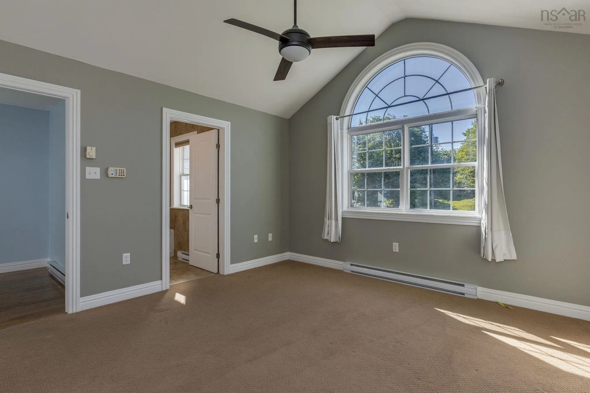 9 Hubleys Drive, Halifax, NS B3P 1G9, 3 Bedrooms Bedrooms, ,4 BathroomsBathrooms,Residential,For Sale,Hubleys,202522281