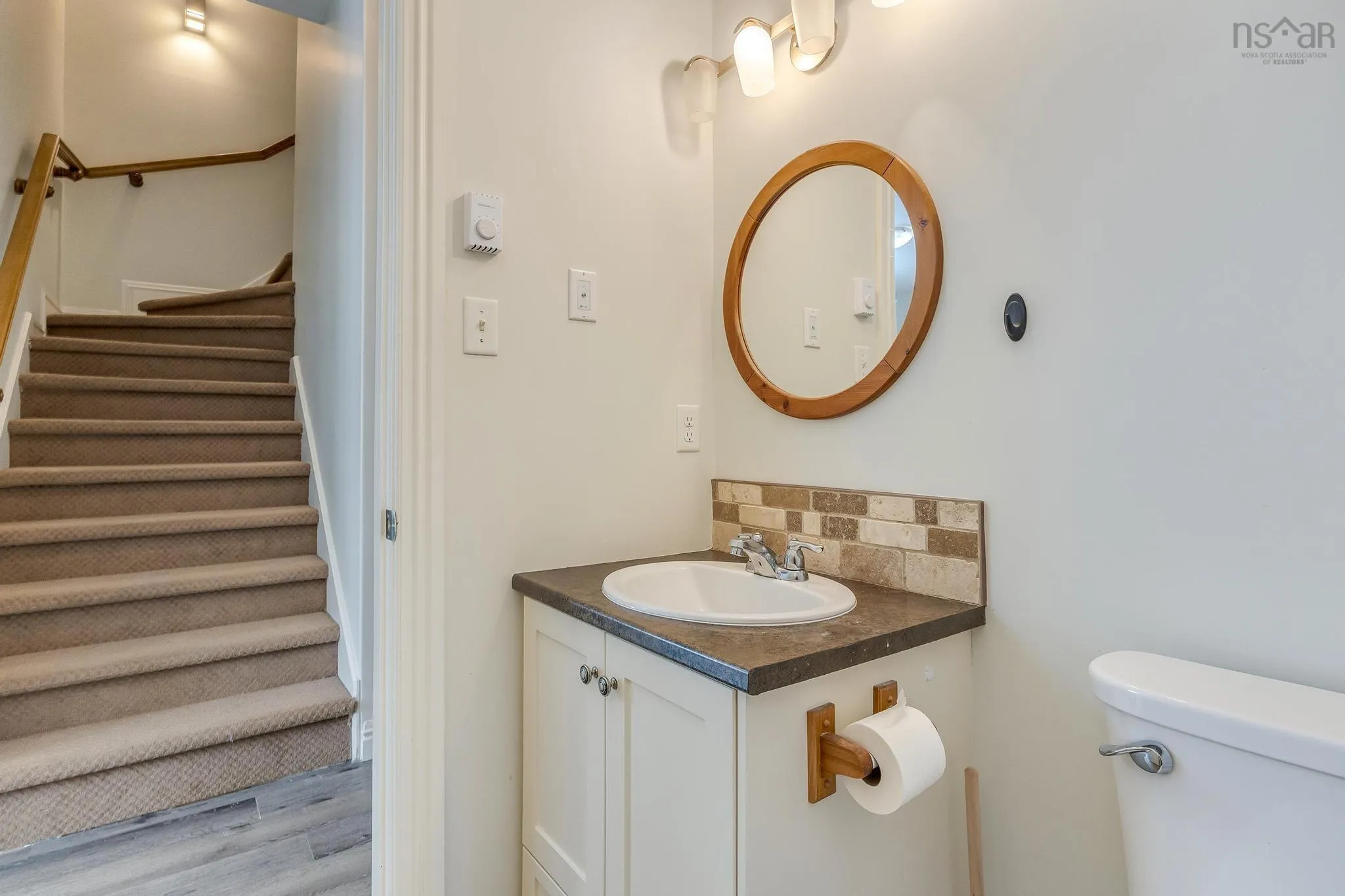9 Hubleys Drive, Halifax, NS B3P 1G9, 3 Bedrooms Bedrooms, ,4 BathroomsBathrooms,Residential,For Sale,Hubleys,202522281