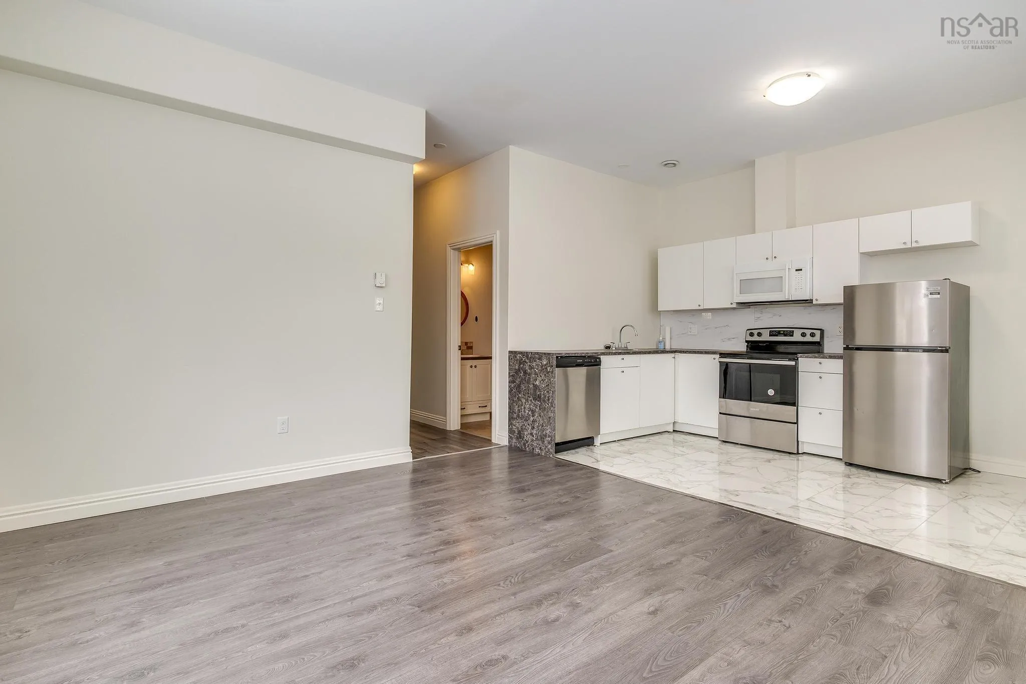 9 Hubleys Drive, Halifax, NS B3P 1G9, 3 Bedrooms Bedrooms, ,4 BathroomsBathrooms,Residential,For Sale,Hubleys,202522281