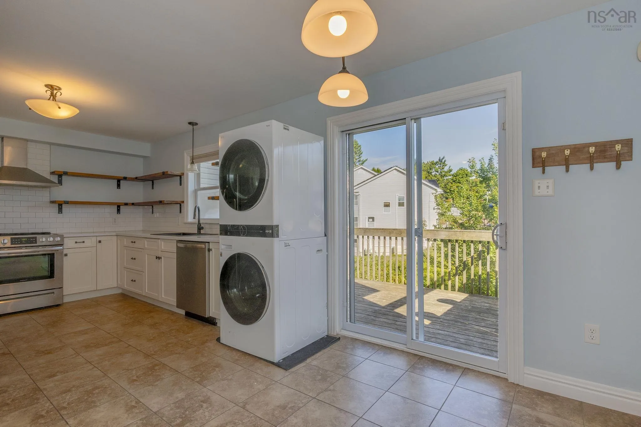 9 Hubleys Drive, Halifax, NS B3P 1G9, 3 Bedrooms Bedrooms, ,4 BathroomsBathrooms,Residential,For Sale,Hubleys,202522281