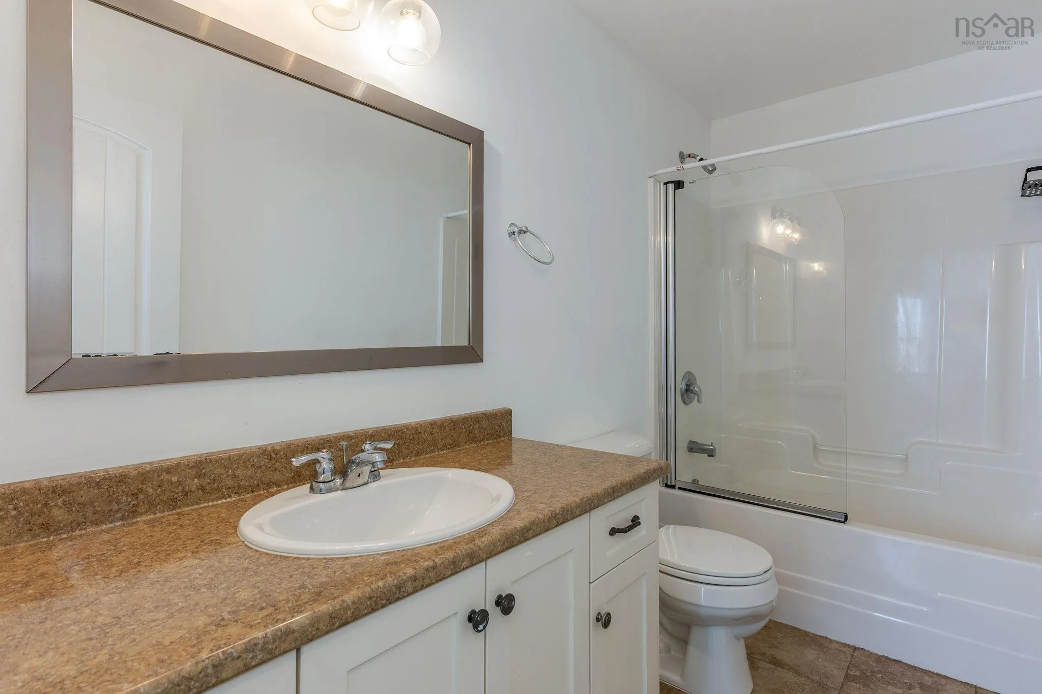 9 Hubleys Drive, Halifax, NS B3P 1G9, 3 Bedrooms Bedrooms, ,4 BathroomsBathrooms,Residential,For Sale,Hubleys,202522281