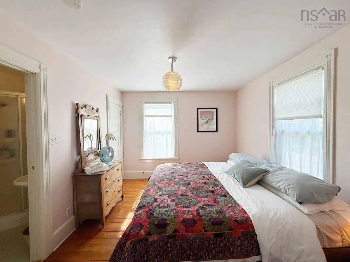 235 North Side Road, Riverport, NS B0J 2W0, 4 Bedrooms Bedrooms, ,4 BathroomsBathrooms,Residential,For Sale,North Side,202519189